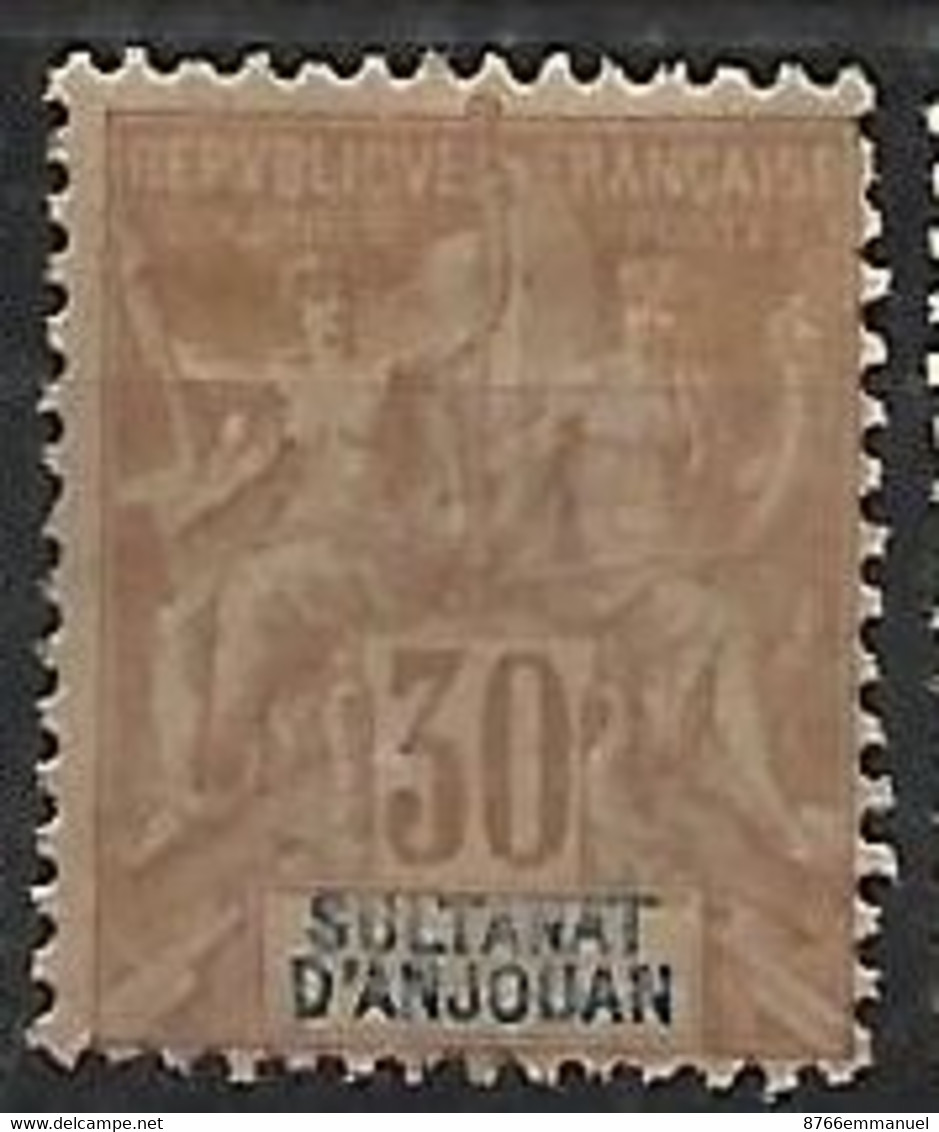 ANJOUAN N°9 N* - Unused Stamps