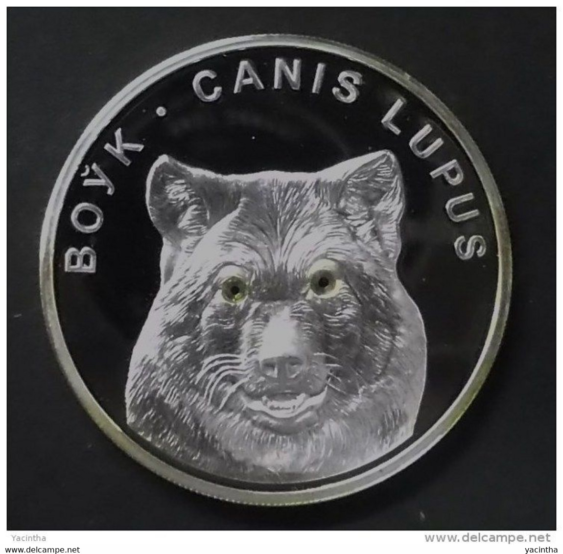 @Y@  Belarus 2007 Lone Wolf 20 Rubles Pure Silver Proof W/ Golden Swarovski Crystals - Wit-Rusland