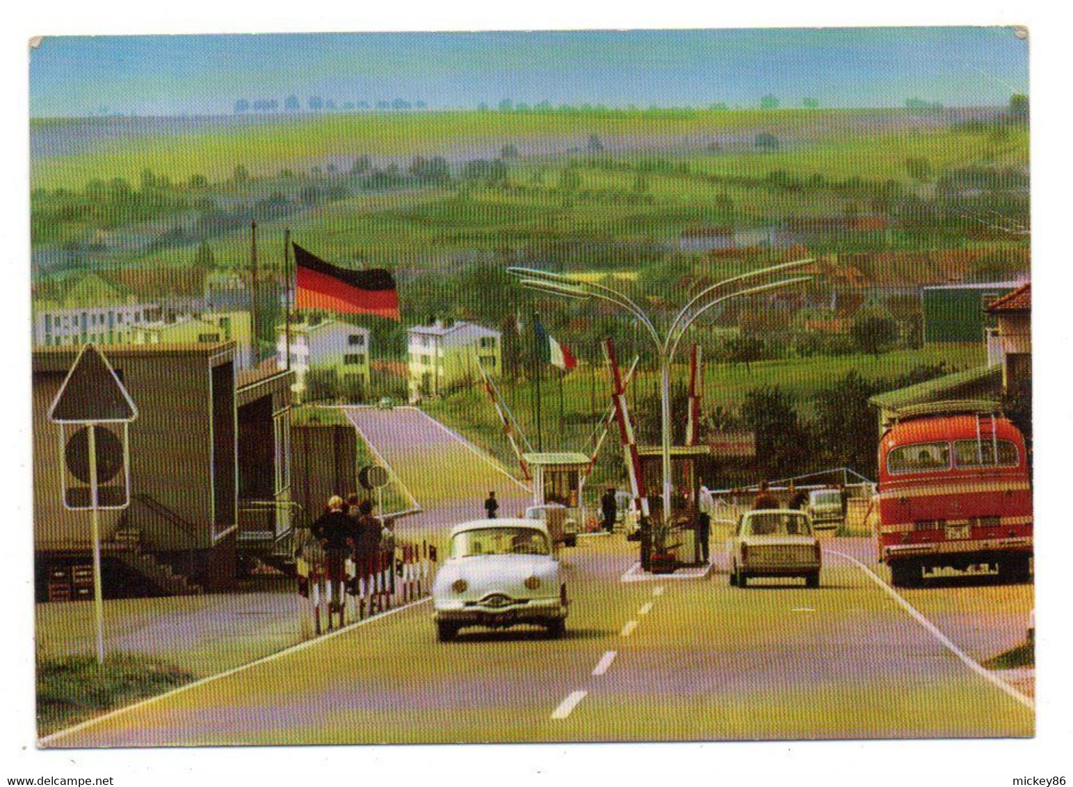 Allemagne -SCHWEIGEN / PLATZ - 1975 --Frontière Franco-allemande ( Voitures Dont Panhard ,autocar ).............à Saisir - Other & Unclassified