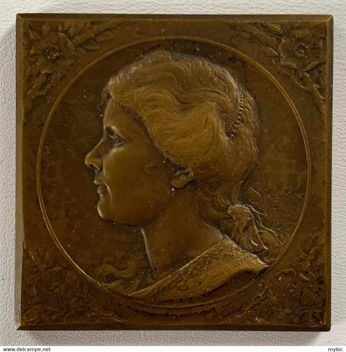 Médaille Bronze. Nederlands-Belgische Vereniging Van De Vrienden Der Medaille Als Kunstwerk. Sietske. J.C. Wienecke - Professionals / Firms
