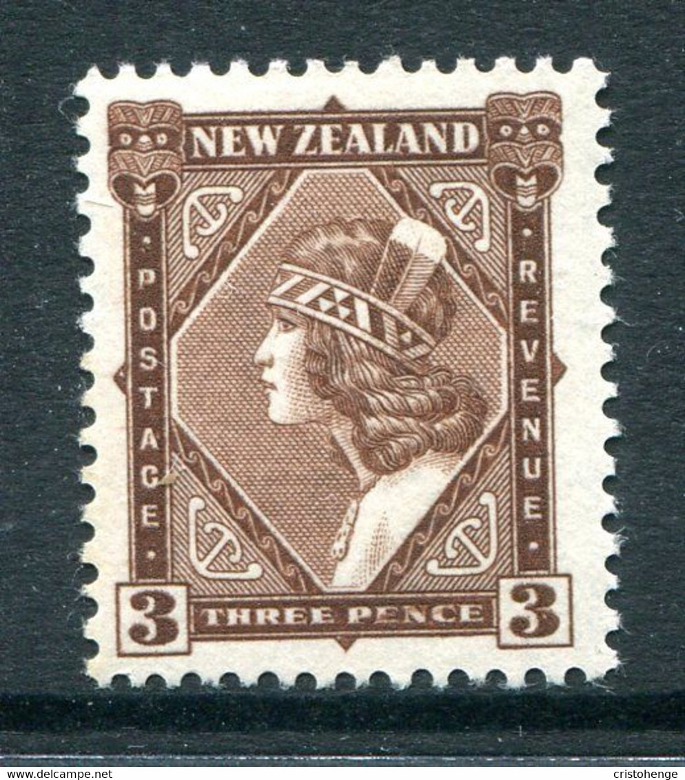 New Zealand 1935-36 Pictorials - Single Wmk. - 3d Maori Girl - P.14 X 13½ HM (SG 561) - Ongebruikt