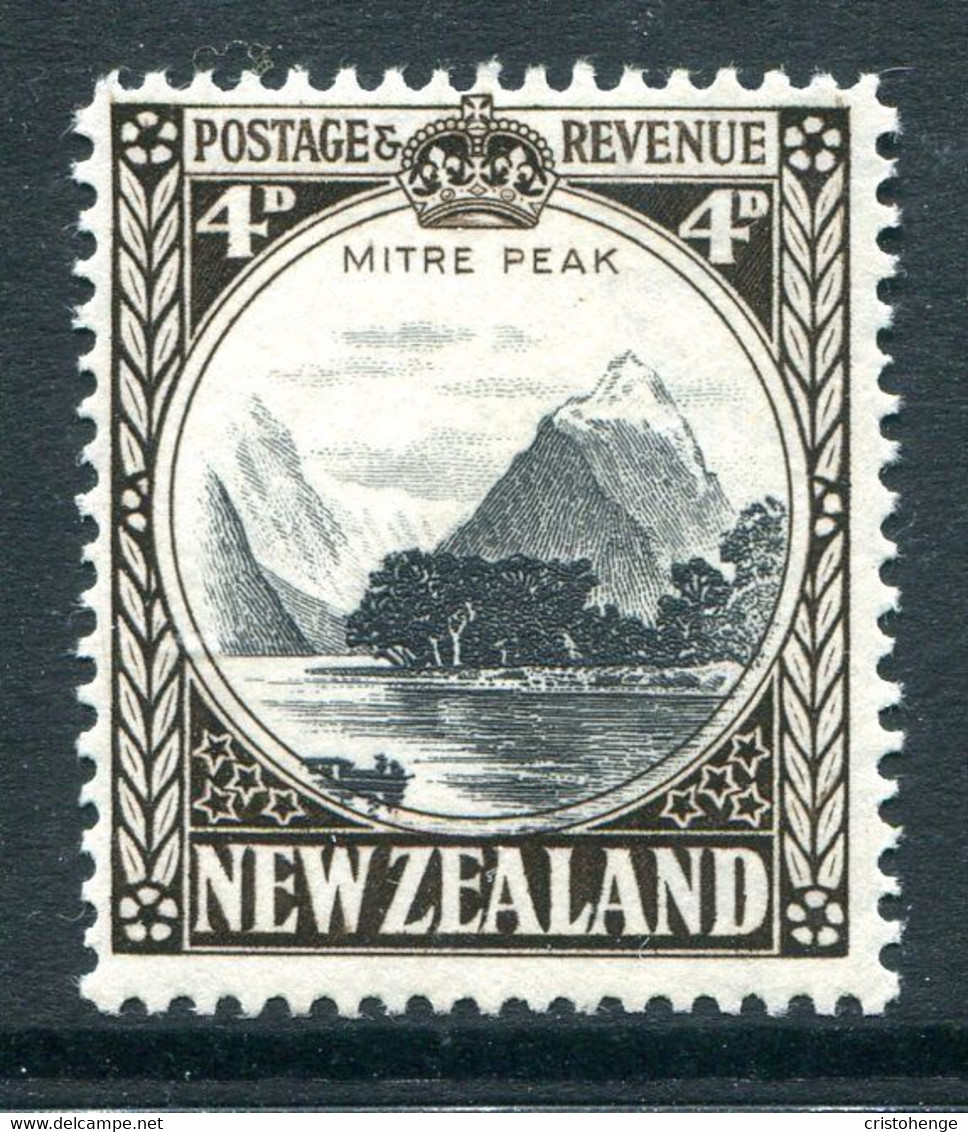 New Zealand 1935-36 Pictorials - Single Wmk. - 4d Mitre Peak - P.14 HM (SG 562) - Ongebruikt