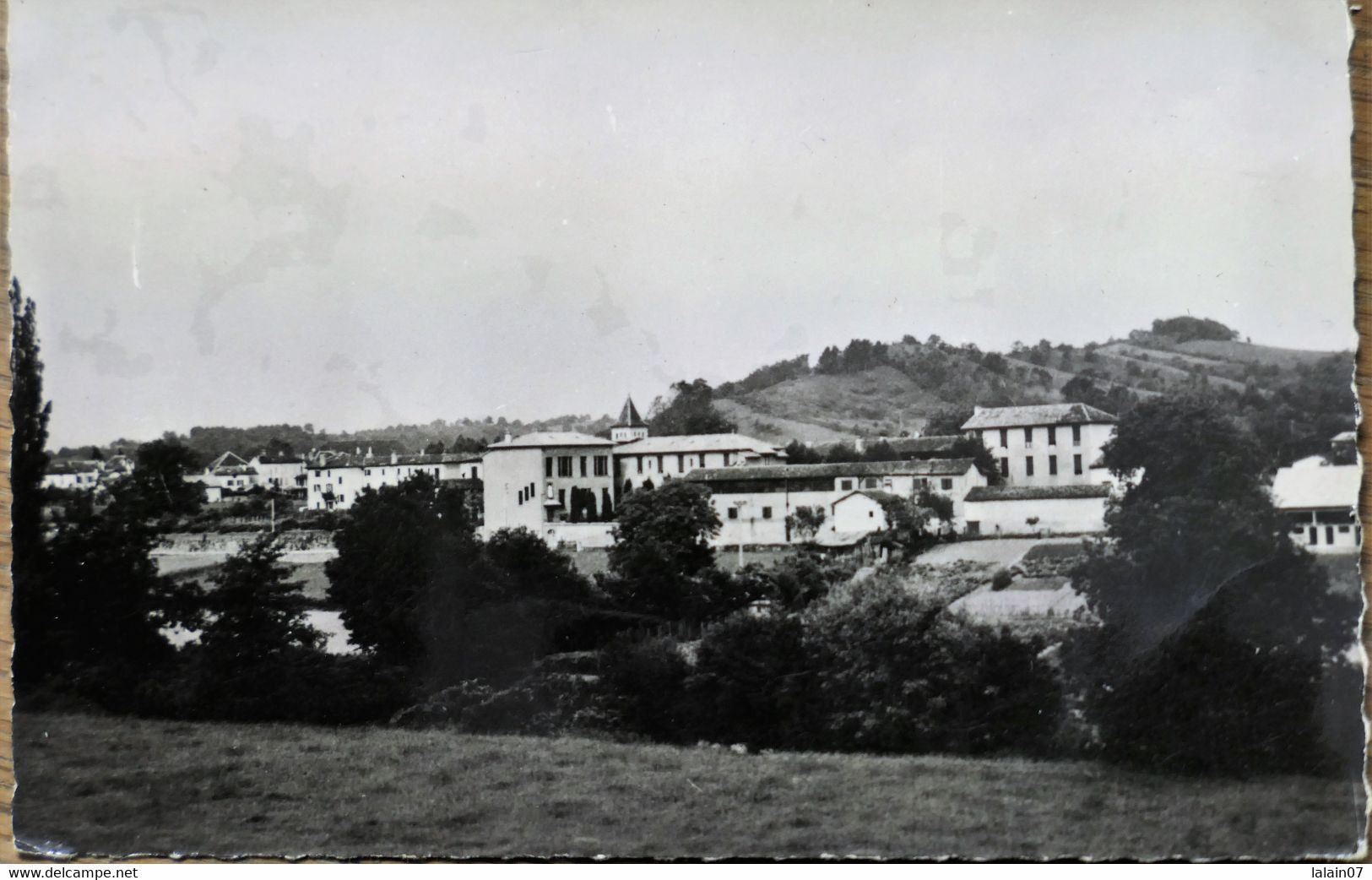 Carte Postale : 64 SAINT-PALAIS : Hospice Ste-Elisabeth, Clinique Ste-Thérèse, Timbre En 1954 - Saint Palais