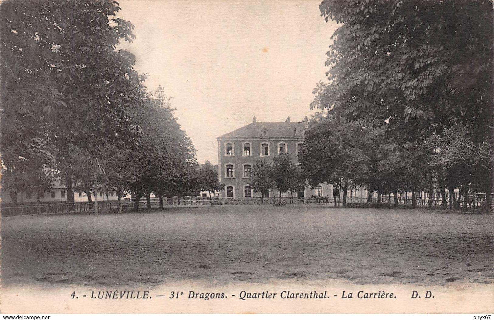 LUNEVILLE-54-Meurthe Et Moselle-Quartier Clarenthal-Caserne Militaire-31 ème Dragons-La Carrières-Edition D.D  N° 4 - Luneville