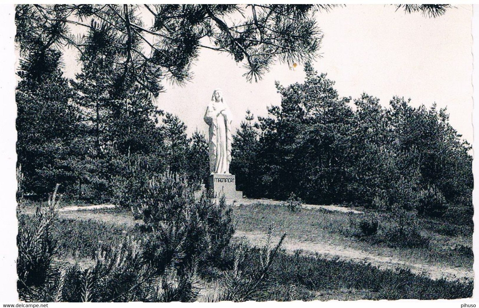 B-8723  ZUTENDAAL : Beeld Van De Zingende Maagd Op Hesselberg - Zutendaal