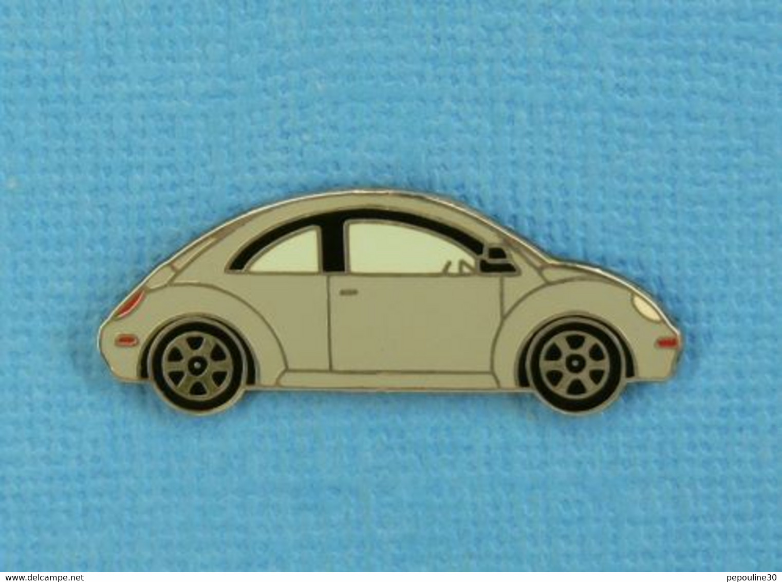 1 PIN'S //  ** NEW BEETLE VOLKSWAGEN / GRISE ** - Volkswagen