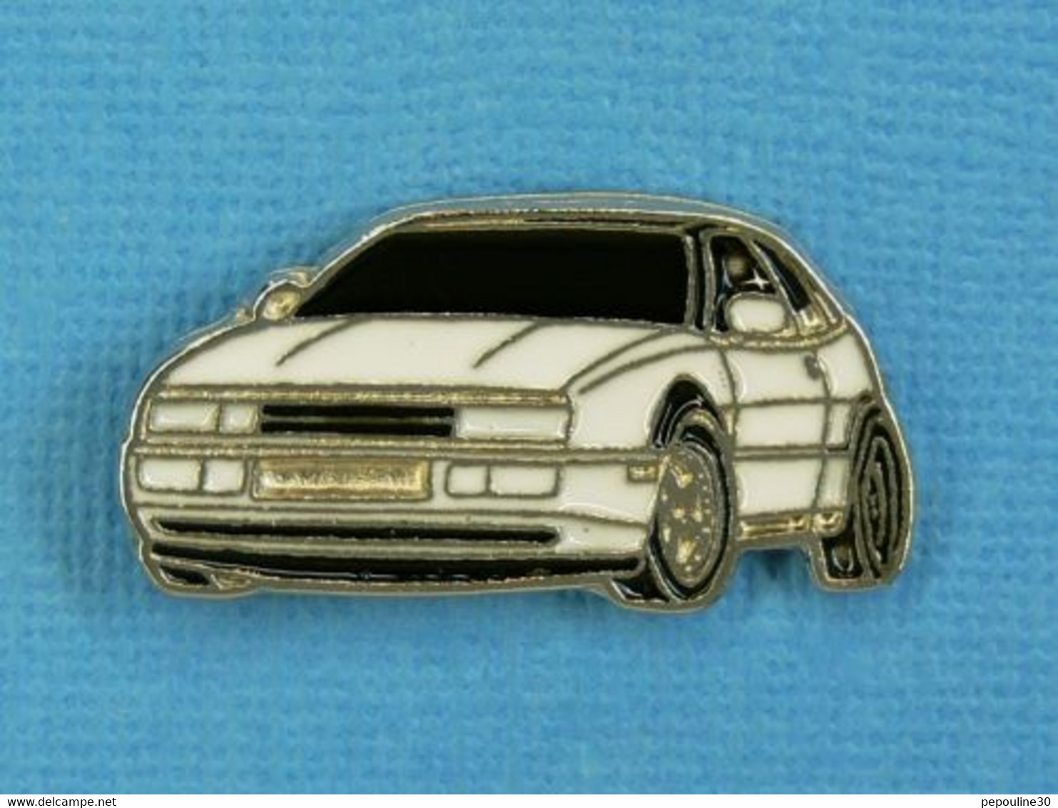 1 PIN'S //  ** VOLKSWAGEN CORRADO ** - Volkswagen