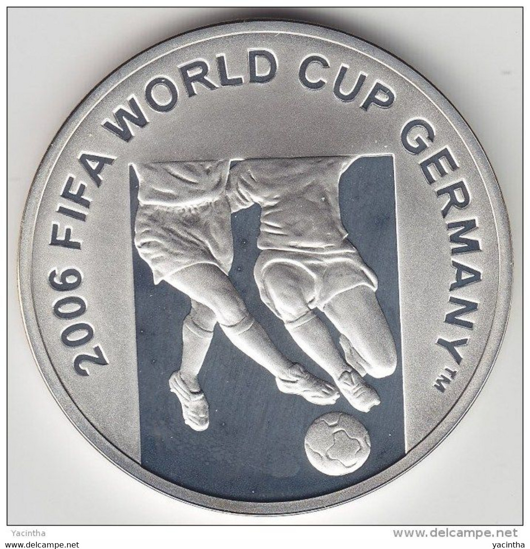 @Y@   Azerbaijan 50 Manat 2004 Silver Proof Worldcup Soccer RARE Mintage Only 200. - Azerbaigian