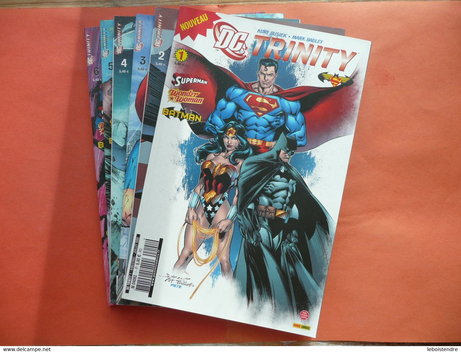 DC TRINITY N 1 2 3 4 5 6 JUILLET 2009 A MAI 2010 MANQUE N 7 POUR FAIRE SERIE COMPLETE PANINI COMICS SUPERMAN BATMAN - Bücherpakete