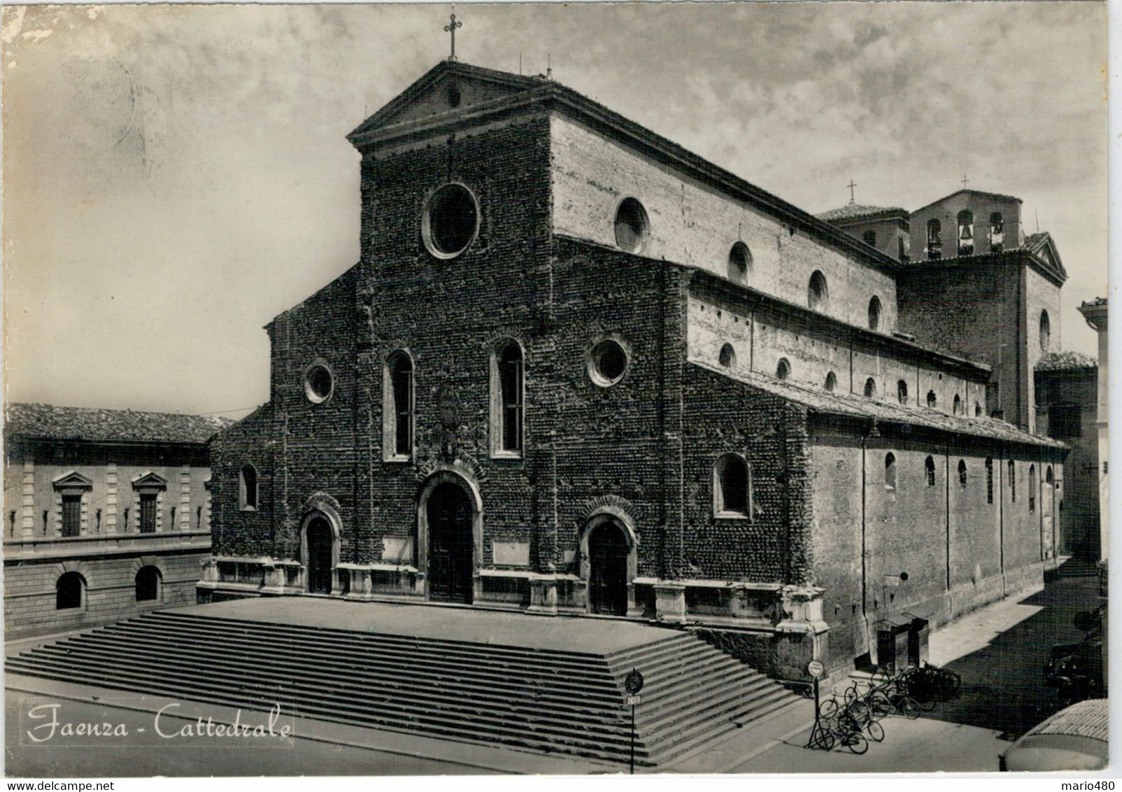 FAENZA  (RA)   CATTEDRALE        (VIAGGIATA) - Faenza