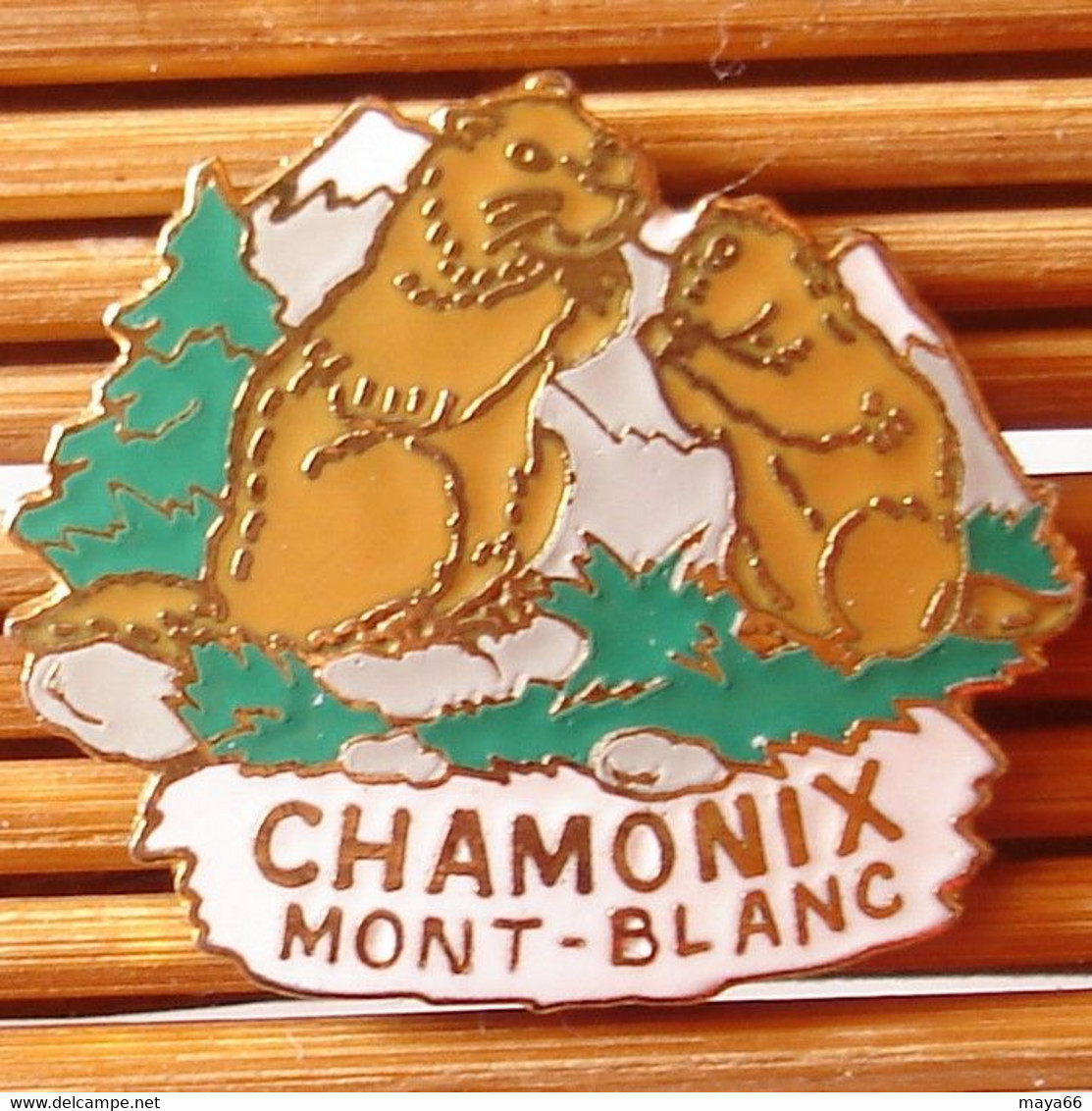 Joli Pin's Thème Animaux, Marmotte, émail Grand Feu, TBQ, Pins Pin. - Animales