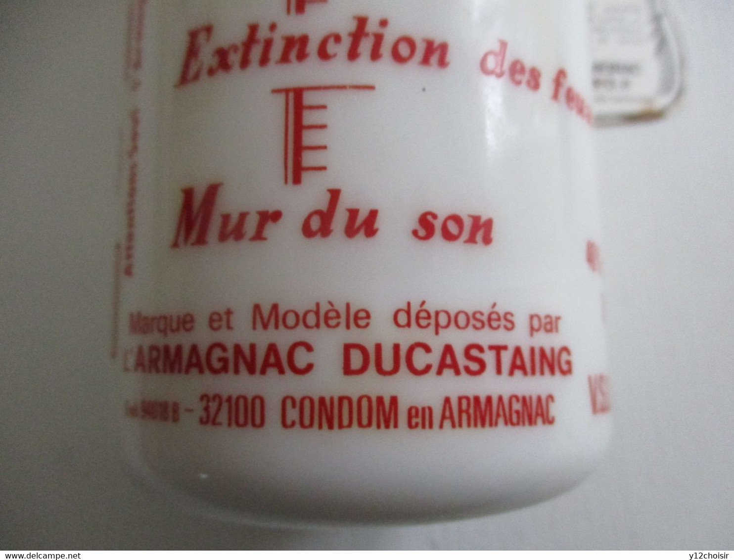 BOUTEILLE EN FORME DE BIBERON 70 CL CONDOM EN ARMAGNAC DUCASTAING BB MARTINE GERS + SON ETIQUETTE - Andere & Zonder Classificatie