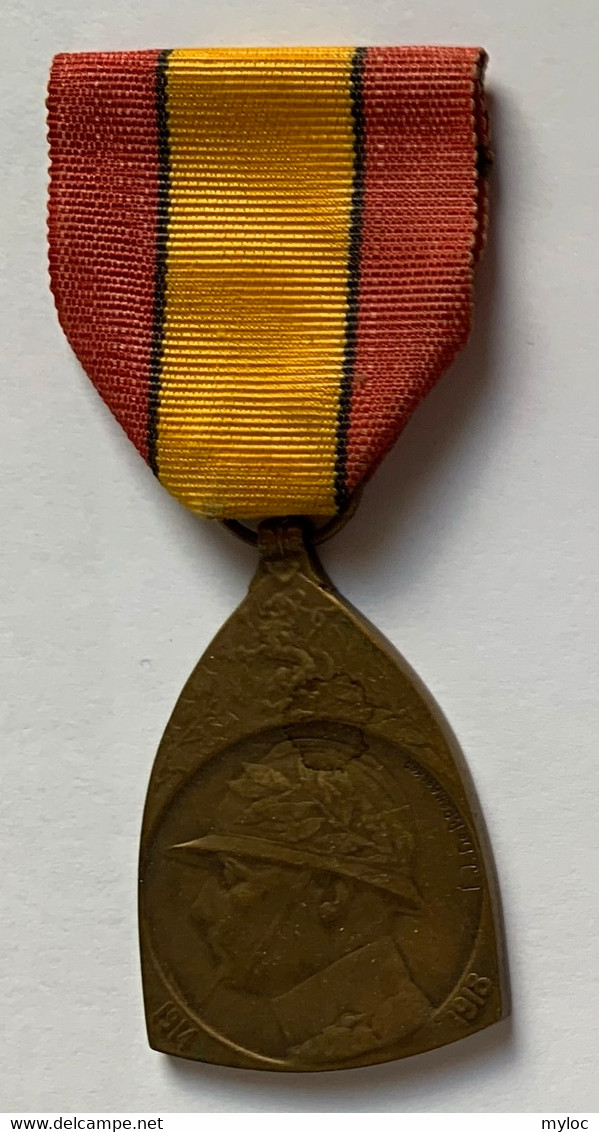 Militaira. Médaille Décoration Belge Guerre 14-18. Médaille Commémorative. - Belgique