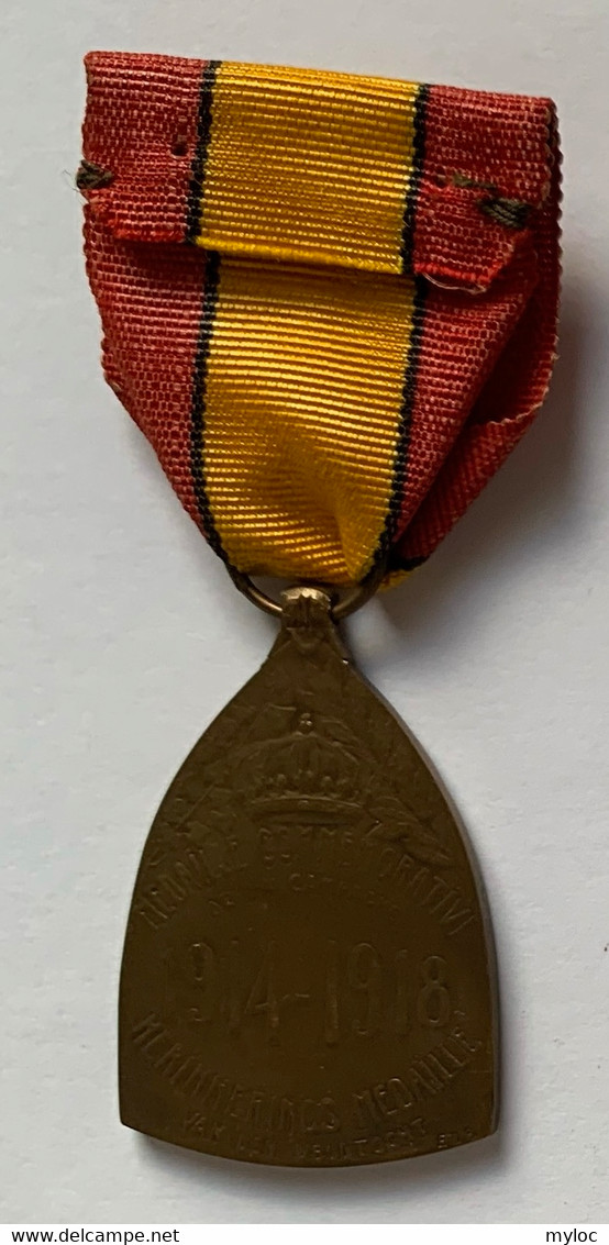 Militaira. Médaille Décoration Belge Guerre 14-18. Médaille Commémorative. - Belgique