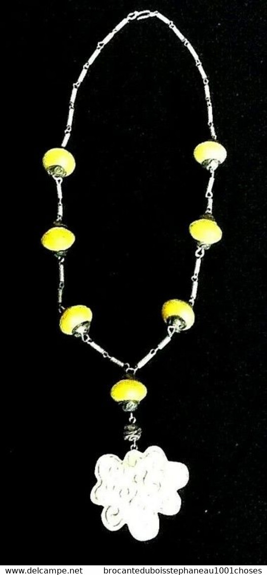 Collier Avec Pendentif - Necklaces/Chains