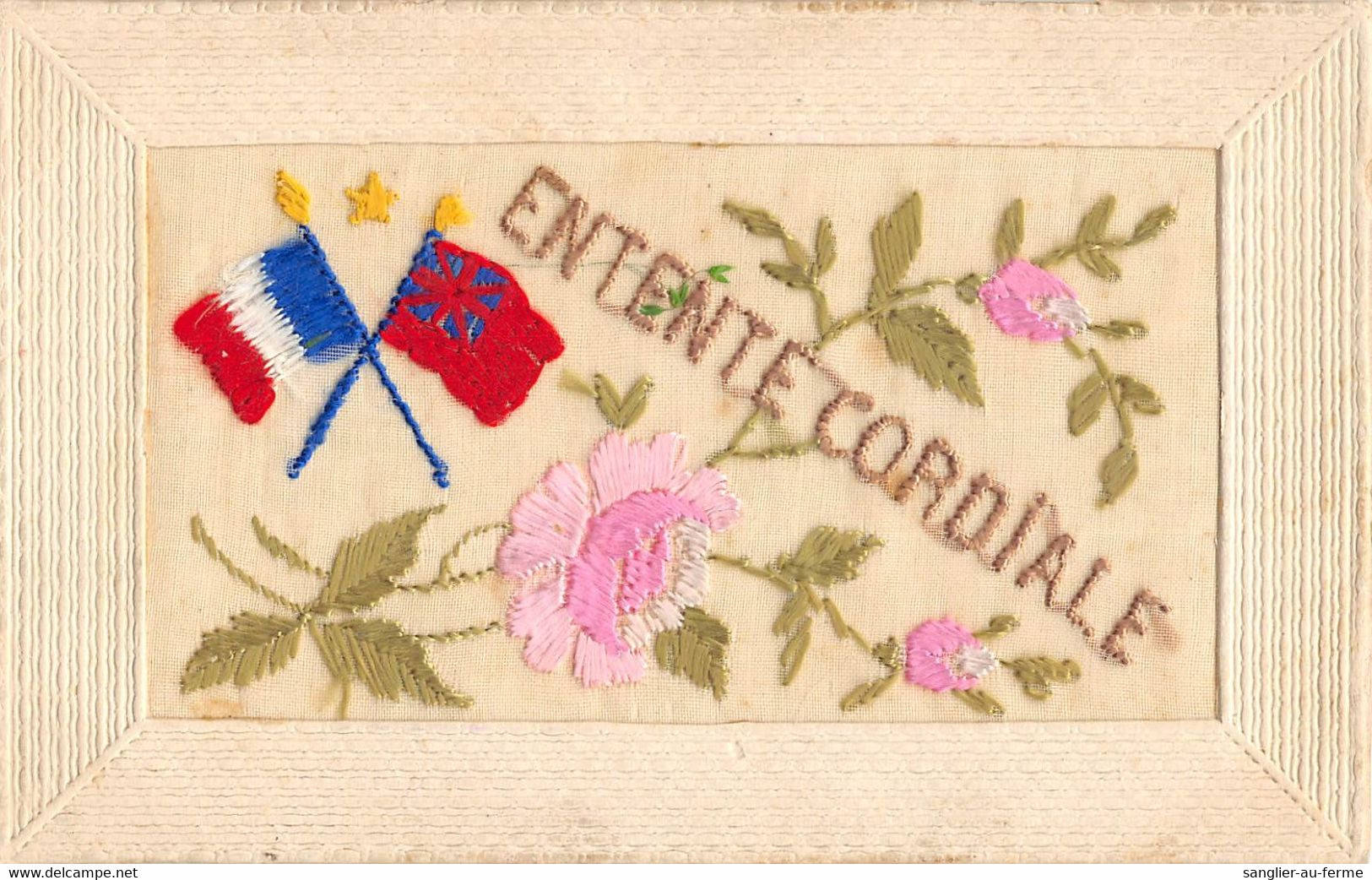 CPA GUERRE PATRIOTIQUE BRODEE ENTENTE CORDIALE AUX DRAPEAUX - Weltkrieg 1914-18