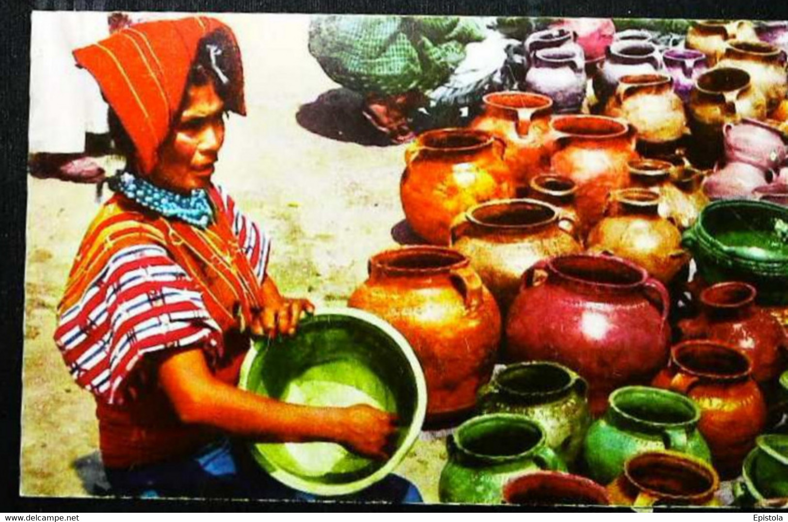 ► GUATEMALA  - Indian Girl - Potery - Guatemala