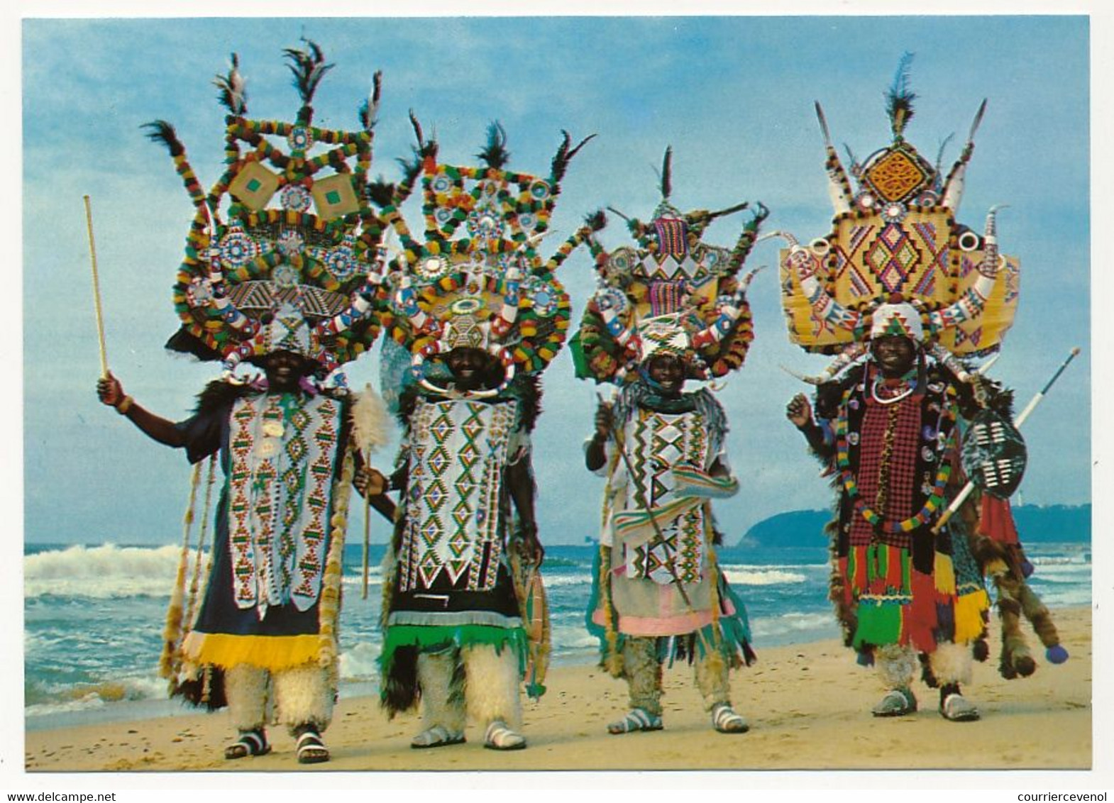 8 CPM - AFRIQUE DU SUD - Guerriers Swazi, guerriers zoulous, danses de cérémonies