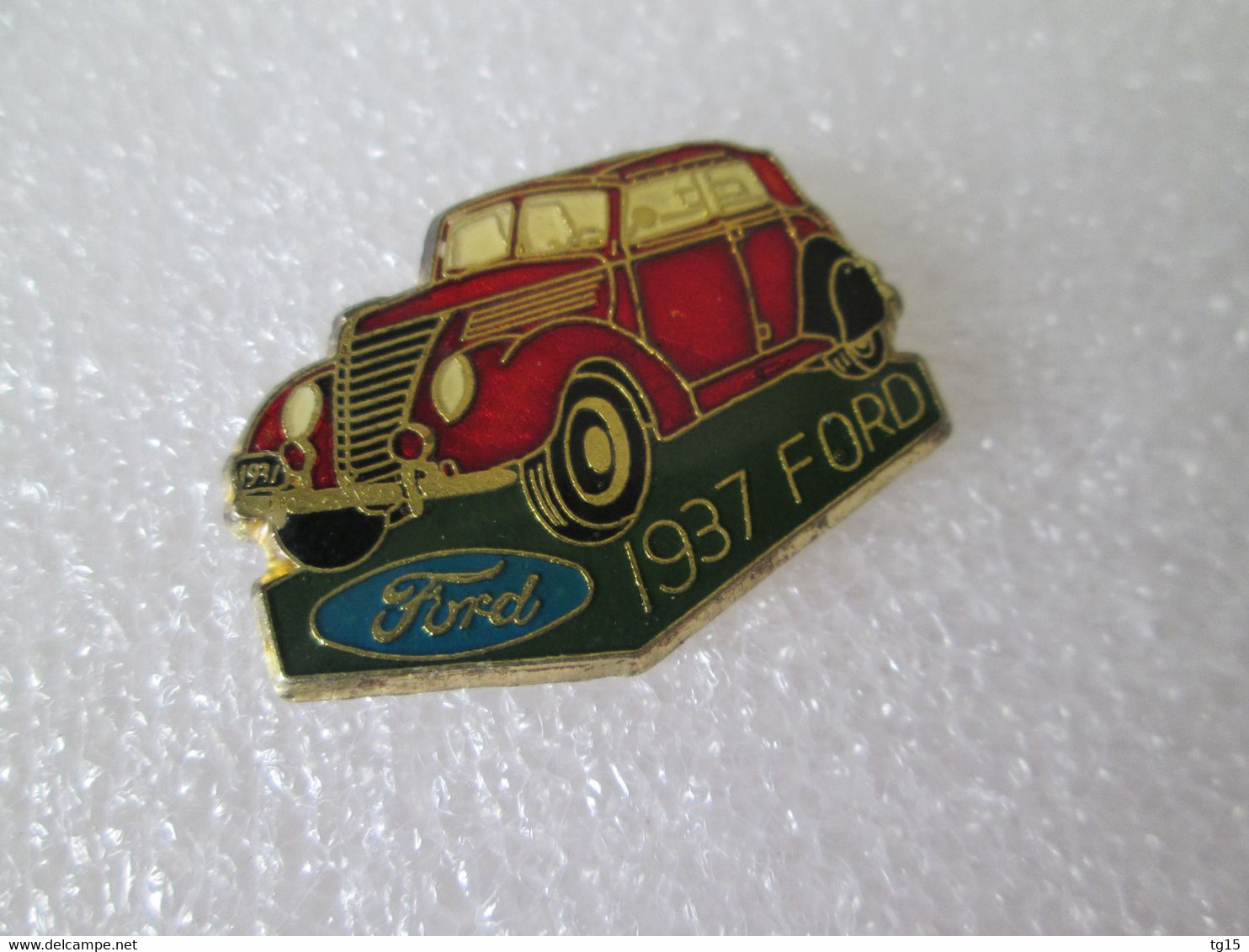 PIN'S    FORD   1937 - Ford