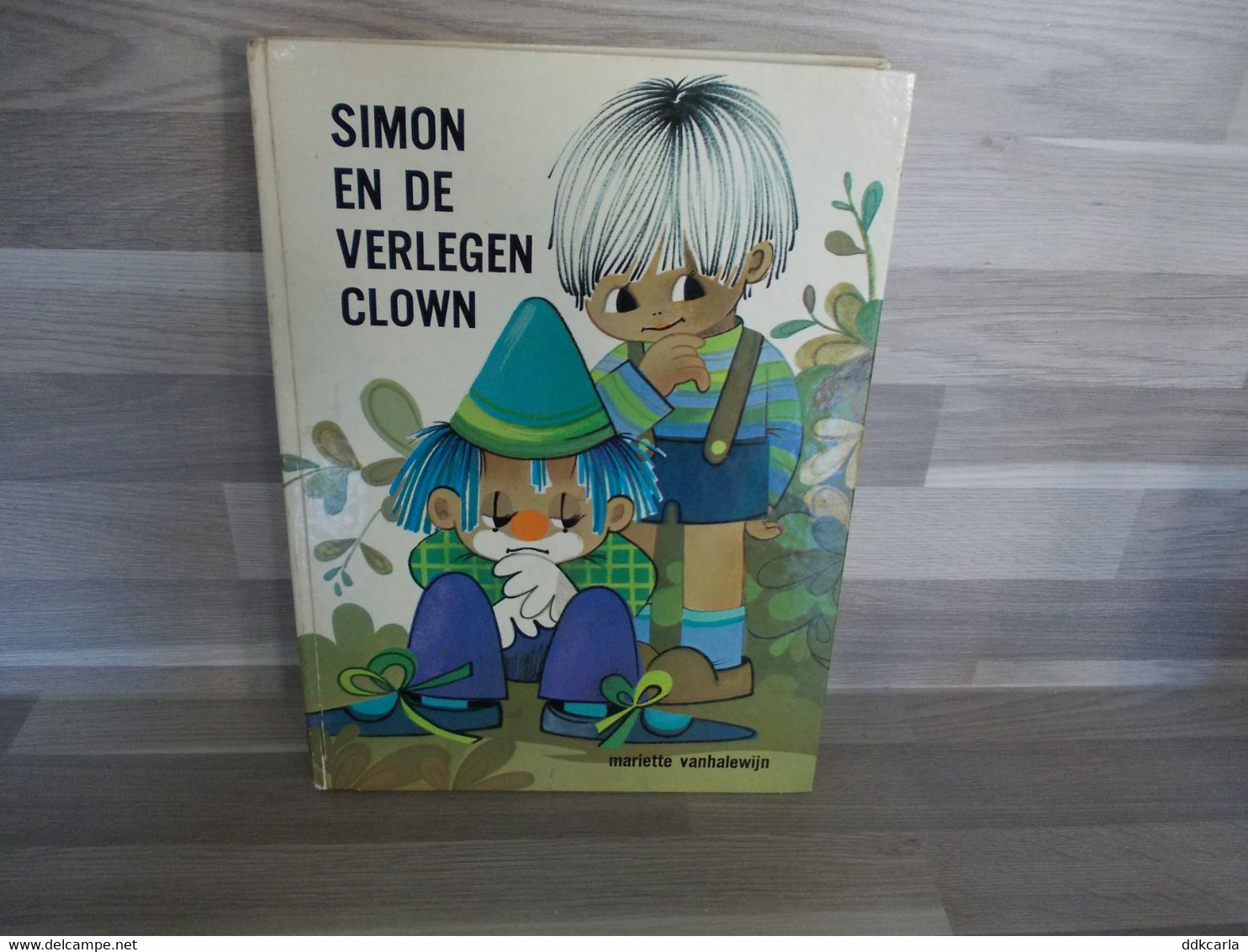 Boek - Simon En De Verlegen Clown - Met Tekeningen Van JAKLIEN ! - Gesigneerd Door Mariette Vanhalewijn - Juniors