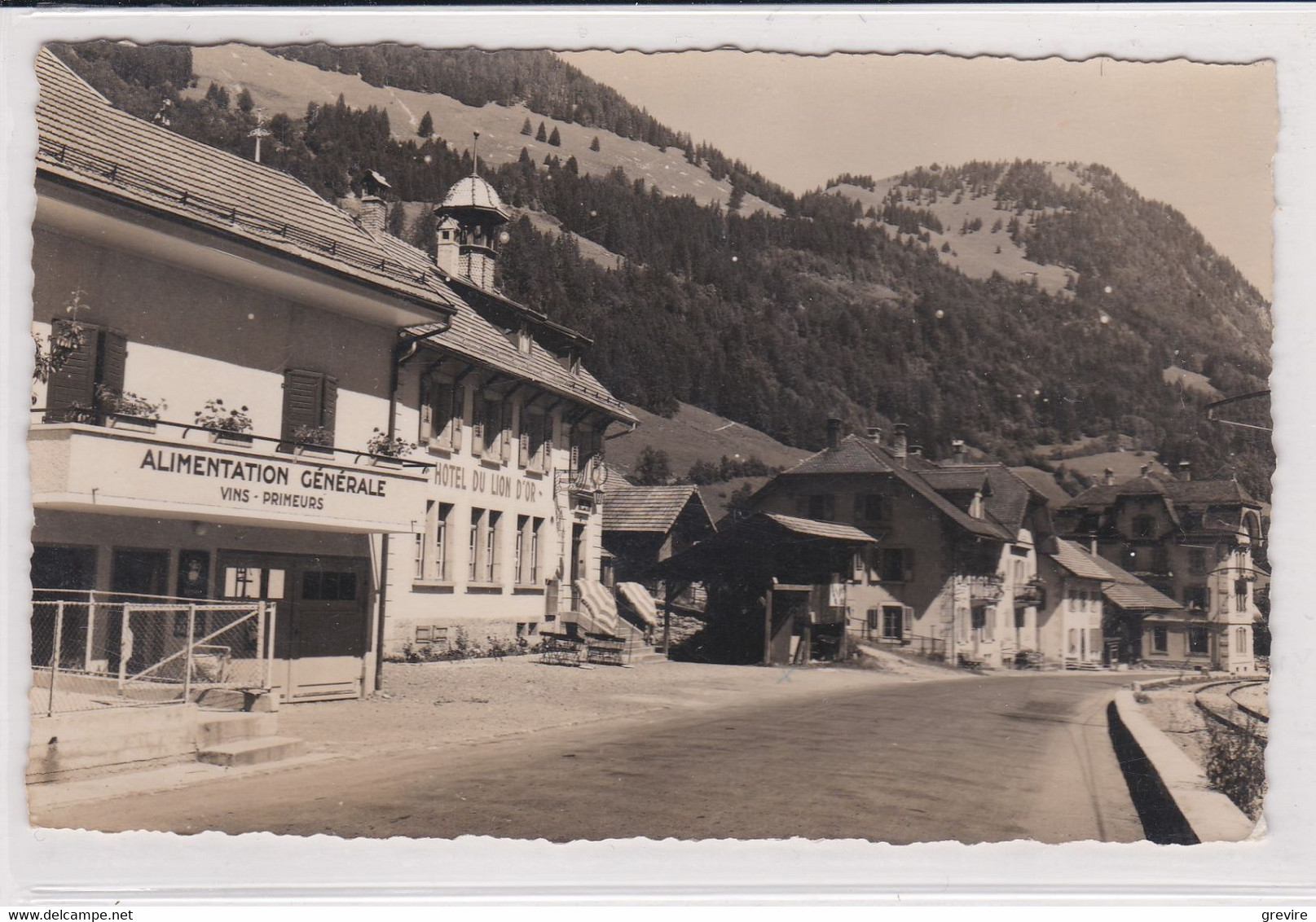 Neirivue, Hôtel Du Lion D'Or, Magasin D'alimentation - Neirivue