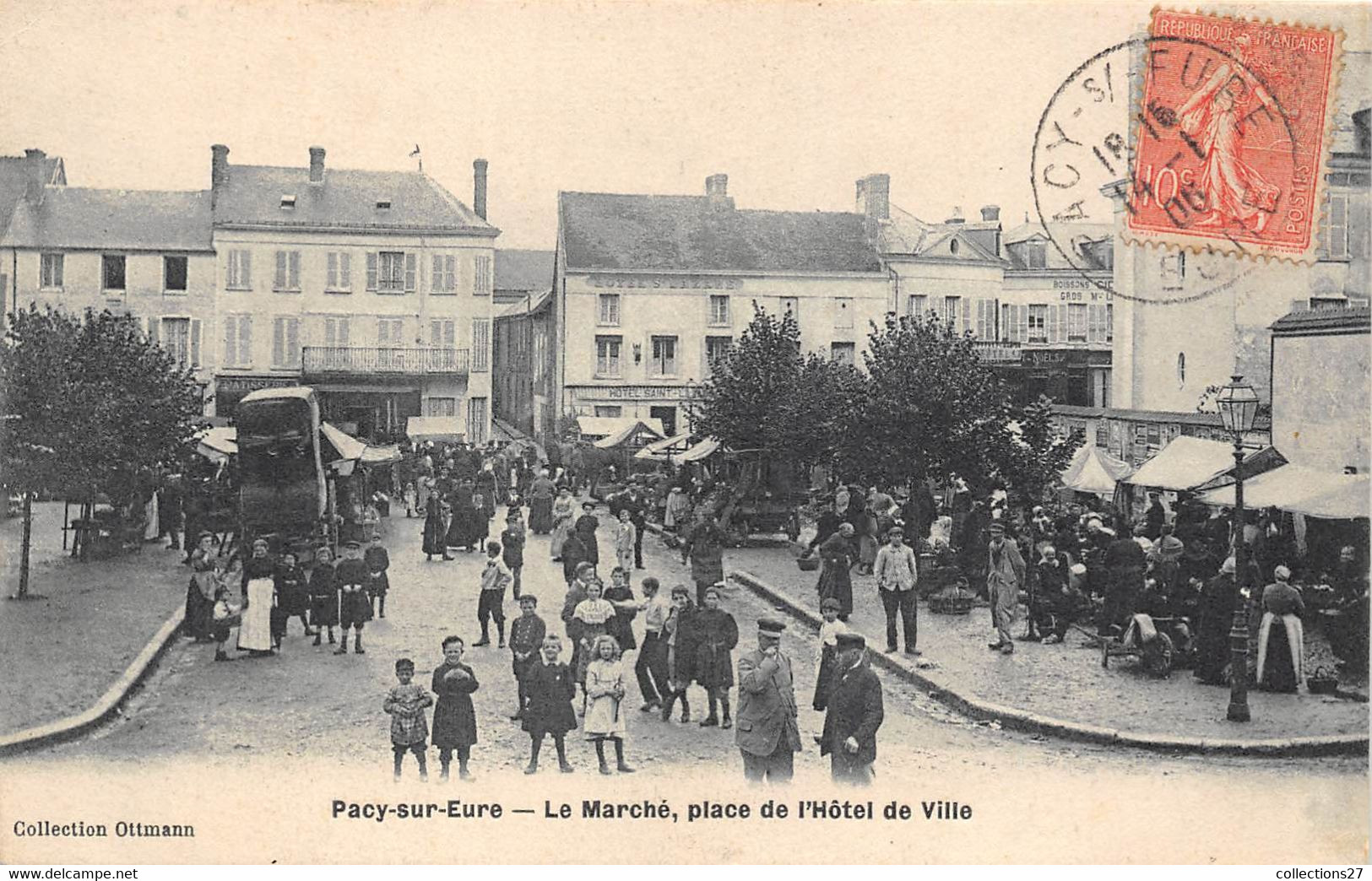 27-PACY-SUR-EURE- LE MARCHE PLACE DE L'HÔTEL DE VILLE - Pacy-sur-Eure