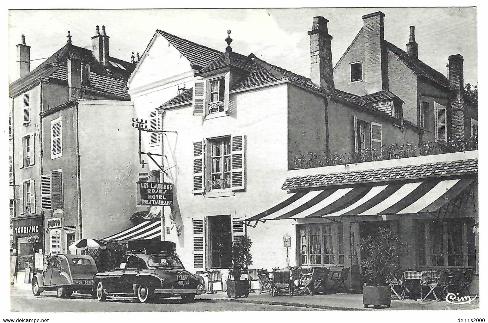 BOURBONNE LES BAINS (52) - La Rue Des Bains - HOTEL RESTAURANT LES LAURIES ROSES - Ed. CIM - Bourbonne Les Bains