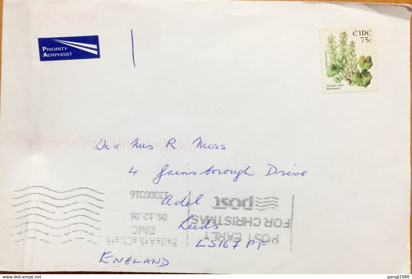 IRELAND 2006, COVER USED TO ENGLAND CUT OUT 2 DIFFERENT SLOGAN POST EARLY FOR CHRISTMAS,WE ARE ALL CONECTED !!! PLANT ,F - Lettres & Documents