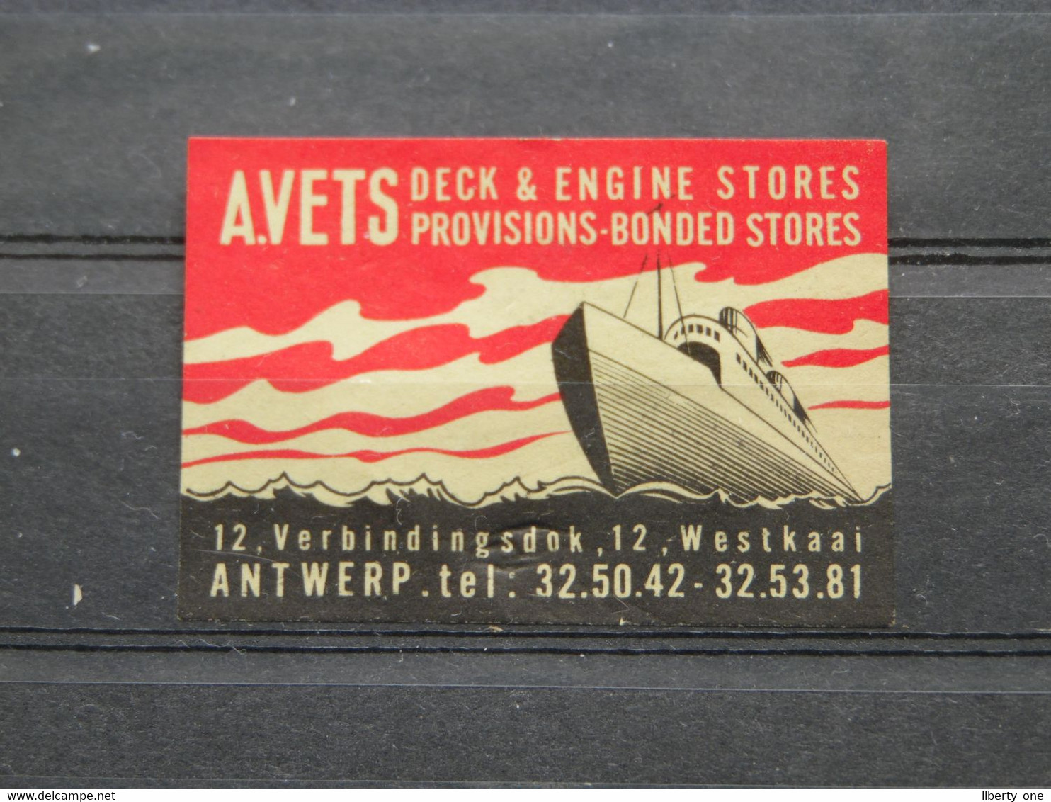 A. VETS Deck En Engine Stores > Antwerpen : Formaat +/- 5 X 4 Cm. ( Zie Foto's ) ! - Matchbox Labels