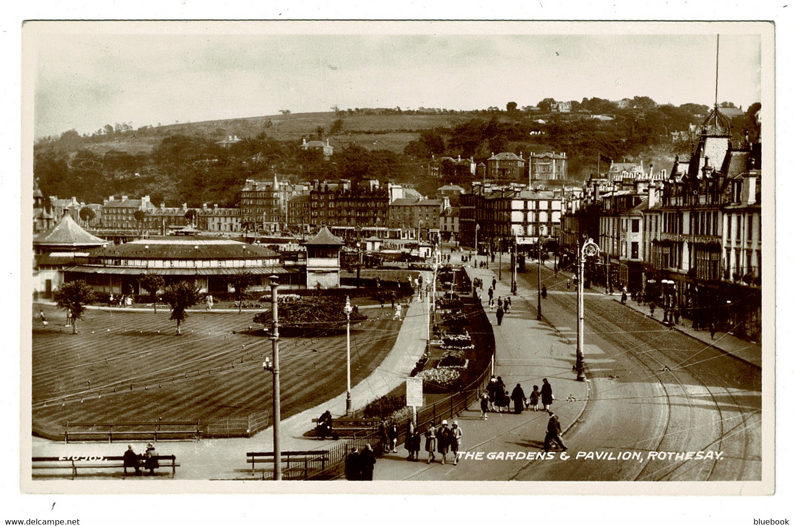 Ref  1527  -  Real Photo Postcard - The Gardens & Pavilion - Rothsay Isle Of Bute - Scotland - Bute