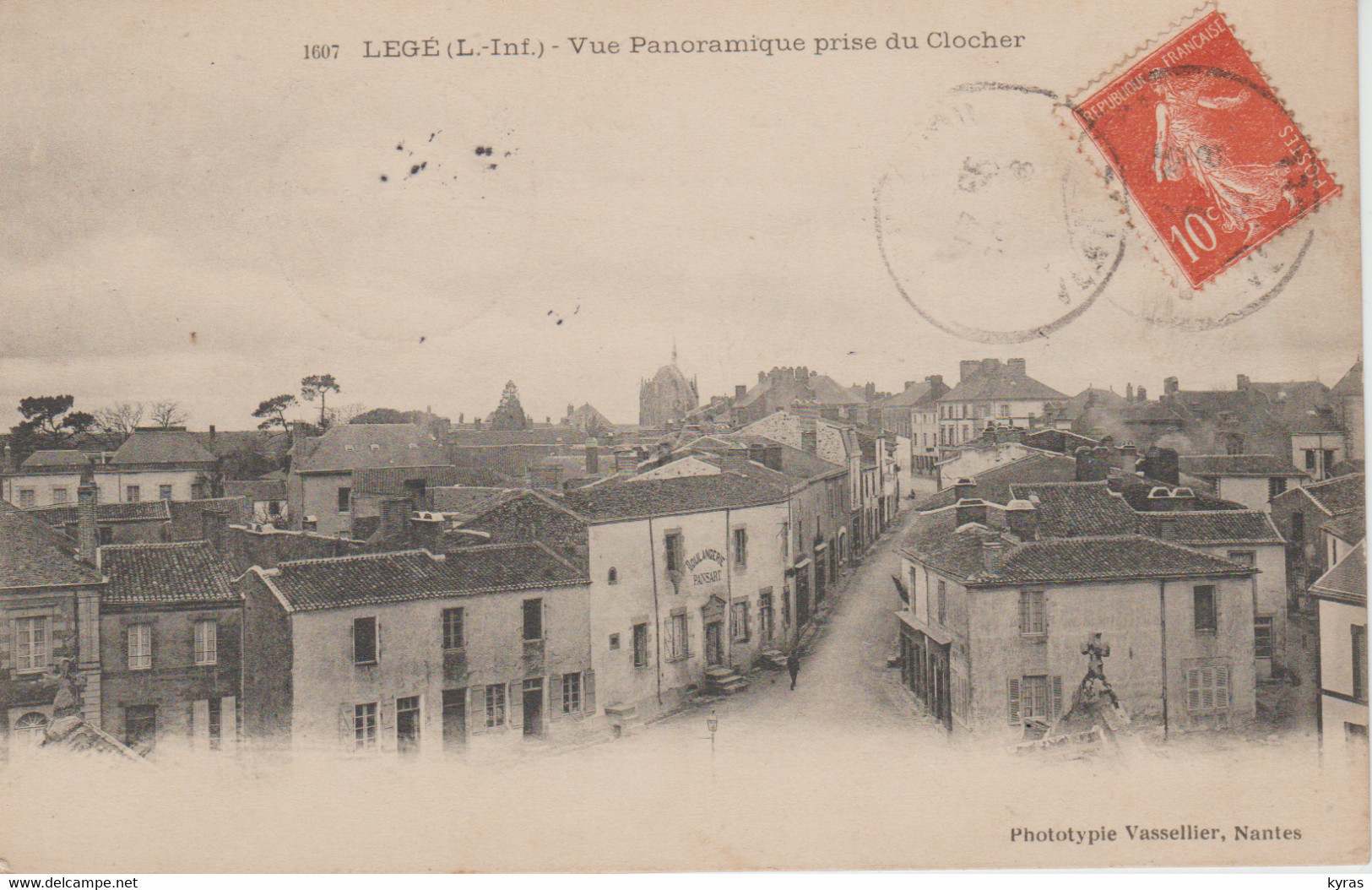 (44) LEGE. Vue Panoramique Prise Du Clocher (Boulangerie PANSART) - Legé