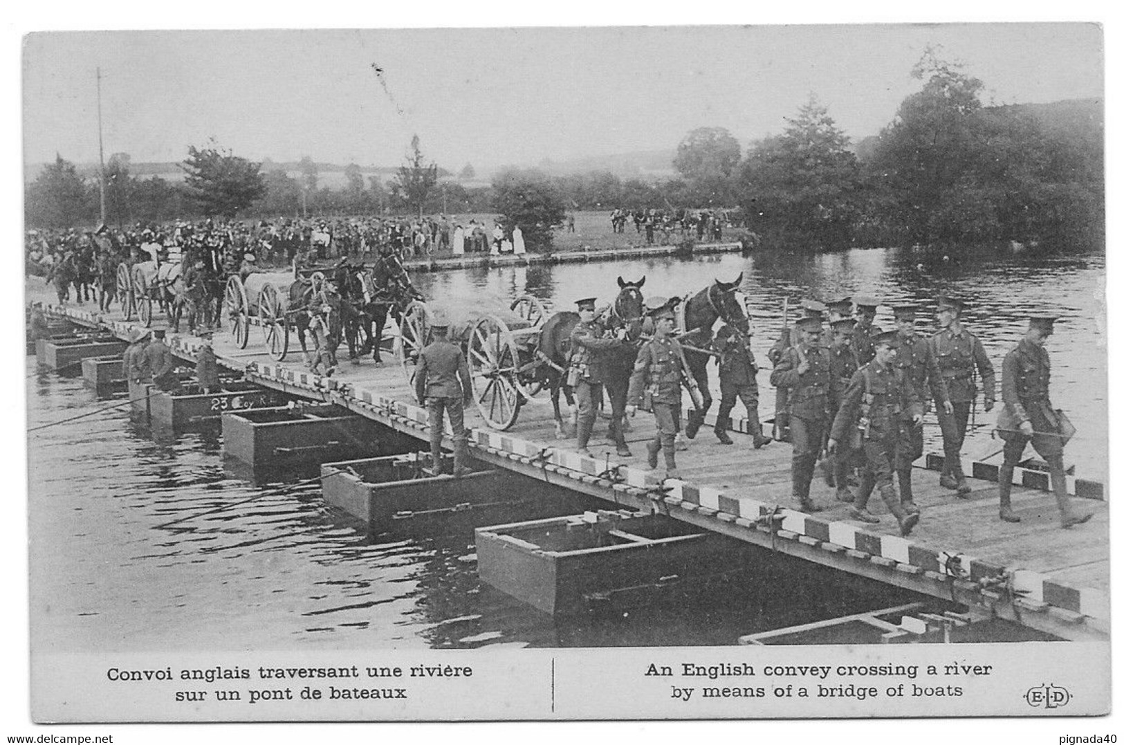 CPA, Convoi Anglais Traversant Une Rivière Sur Un Pont De Bateaux, Guerre, Militaire, Attelage, Chevaux,militaires - Maniobras