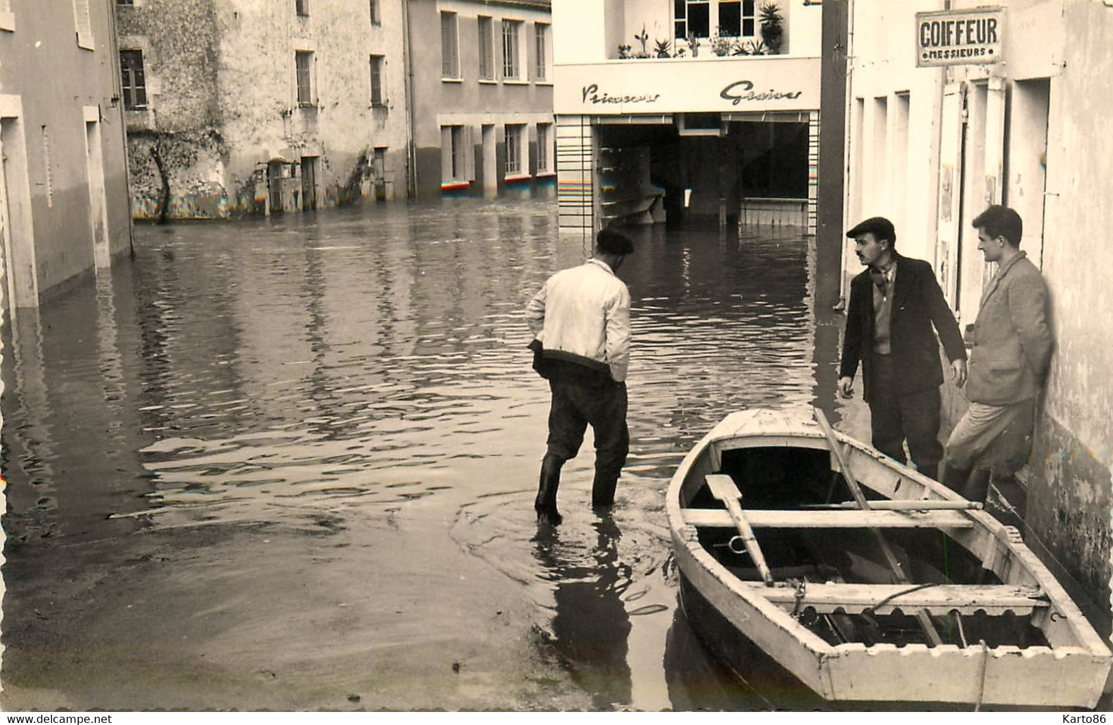 mareuil sur lay dissais * 21 cartes photos * inondations * rues hélicoptère commerces * photographe Clerjeau luçon