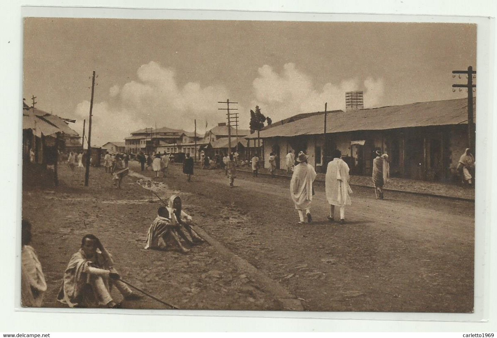 ADDIS ABEBA - STRADA  VERSO LA STAZIONE  - NV  FP - Etiopia