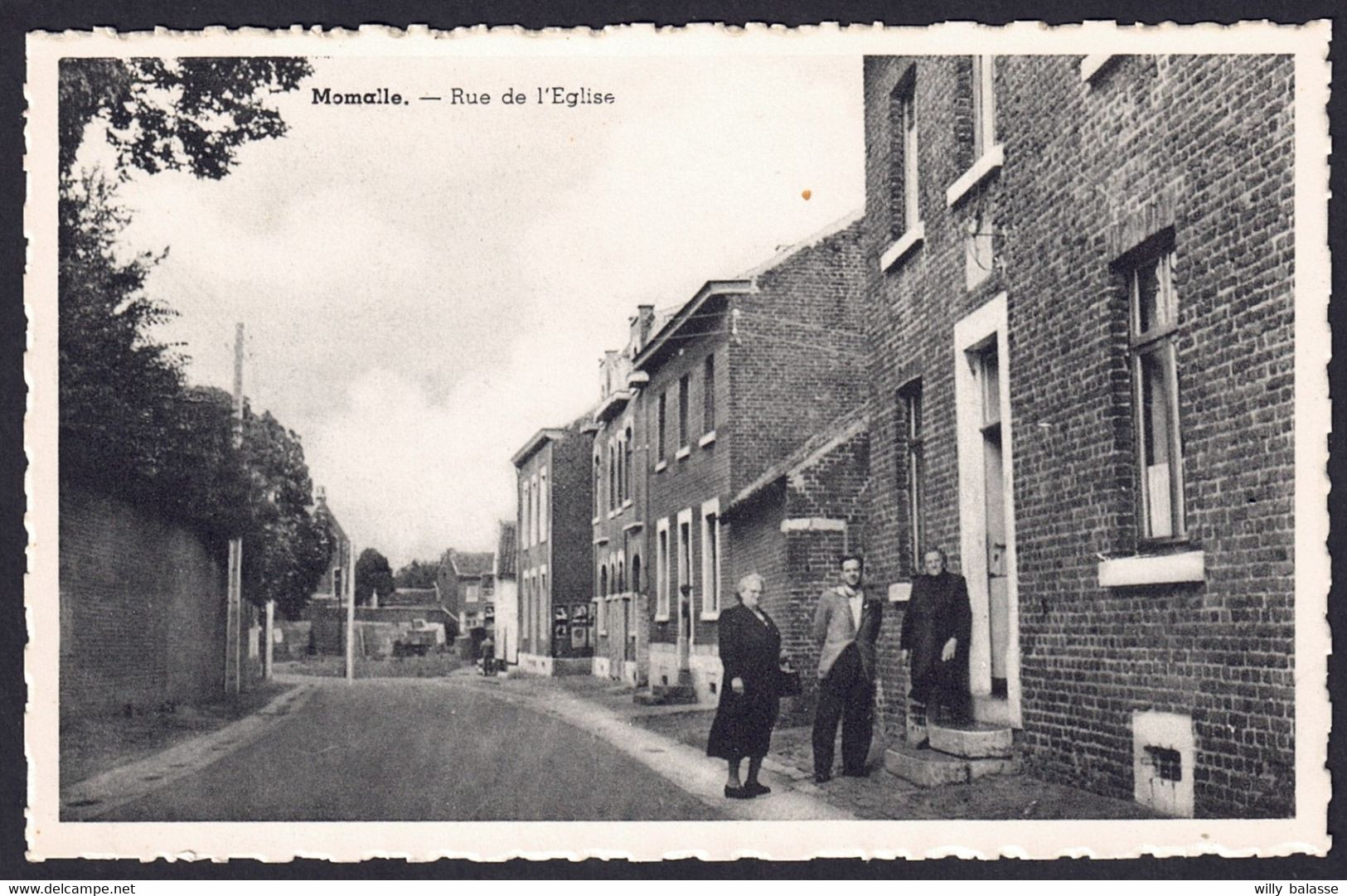 +++ CPA - MOMALLE - Rue De L'Eglise   // - Remicourt