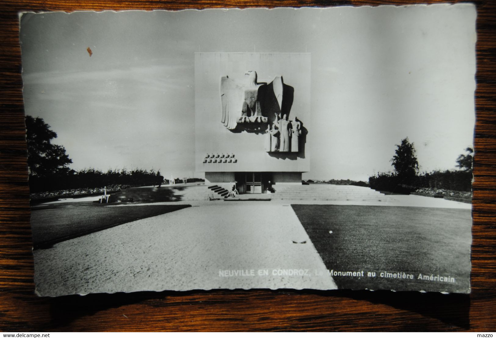 6572/ NEUVILLE EN CONDROZ - Monument Au Cimetière Américain (Eagle - Neupré