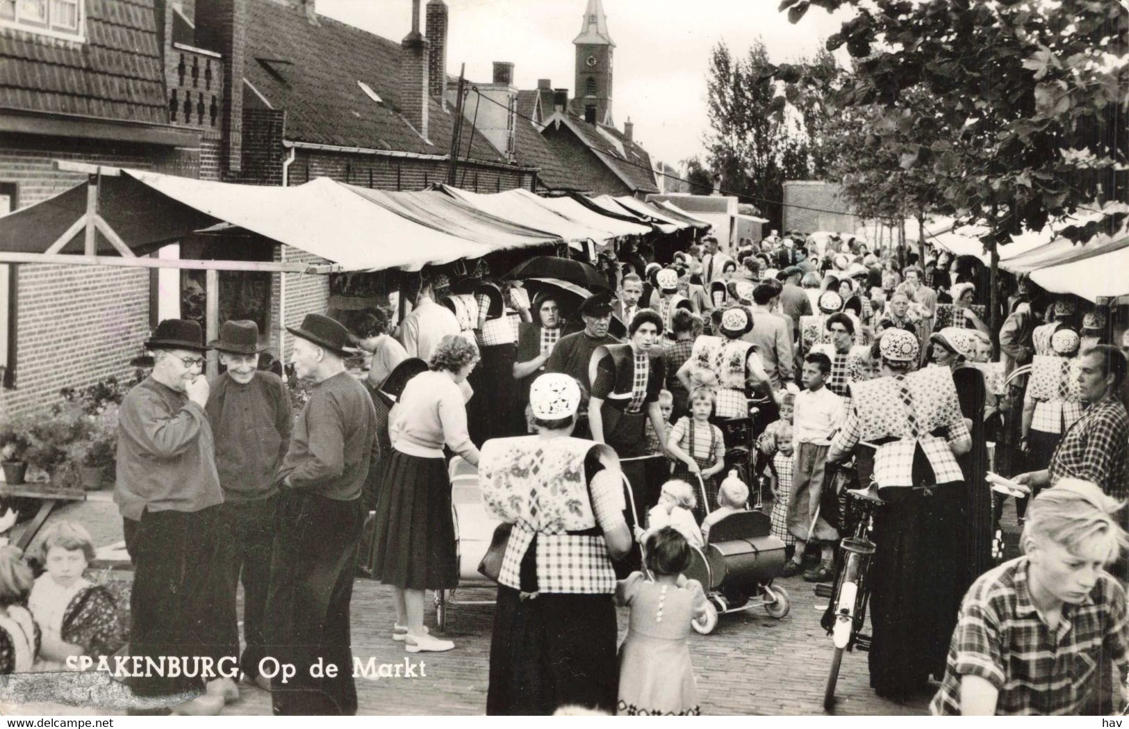 Spakenburg Op De Markt Klederdracht 929a - Spakenburg