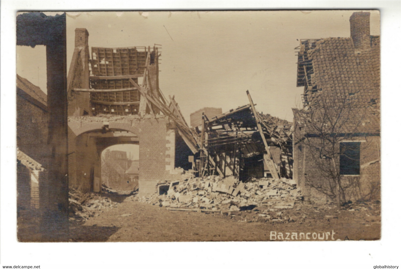 DG2556 - DEP. 51 - BAZANCOURT - RAVAGE DE GUERRA - CARTE PHOTO - Bazancourt