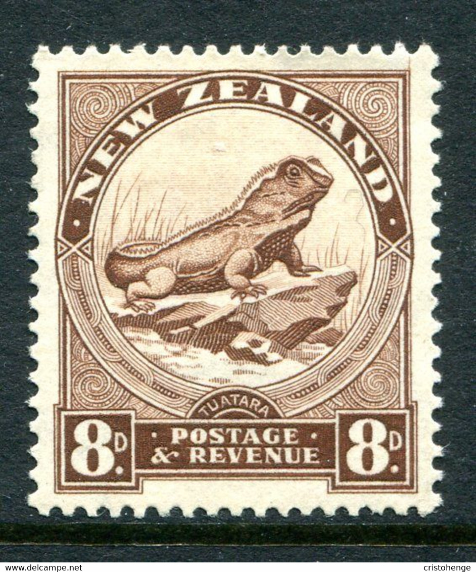New Zealand 1936-42 Pictorials - Mult. Wmk. - 8d Tuatara - P.14 X 13½ - HM (SG 586) - Ungebraucht