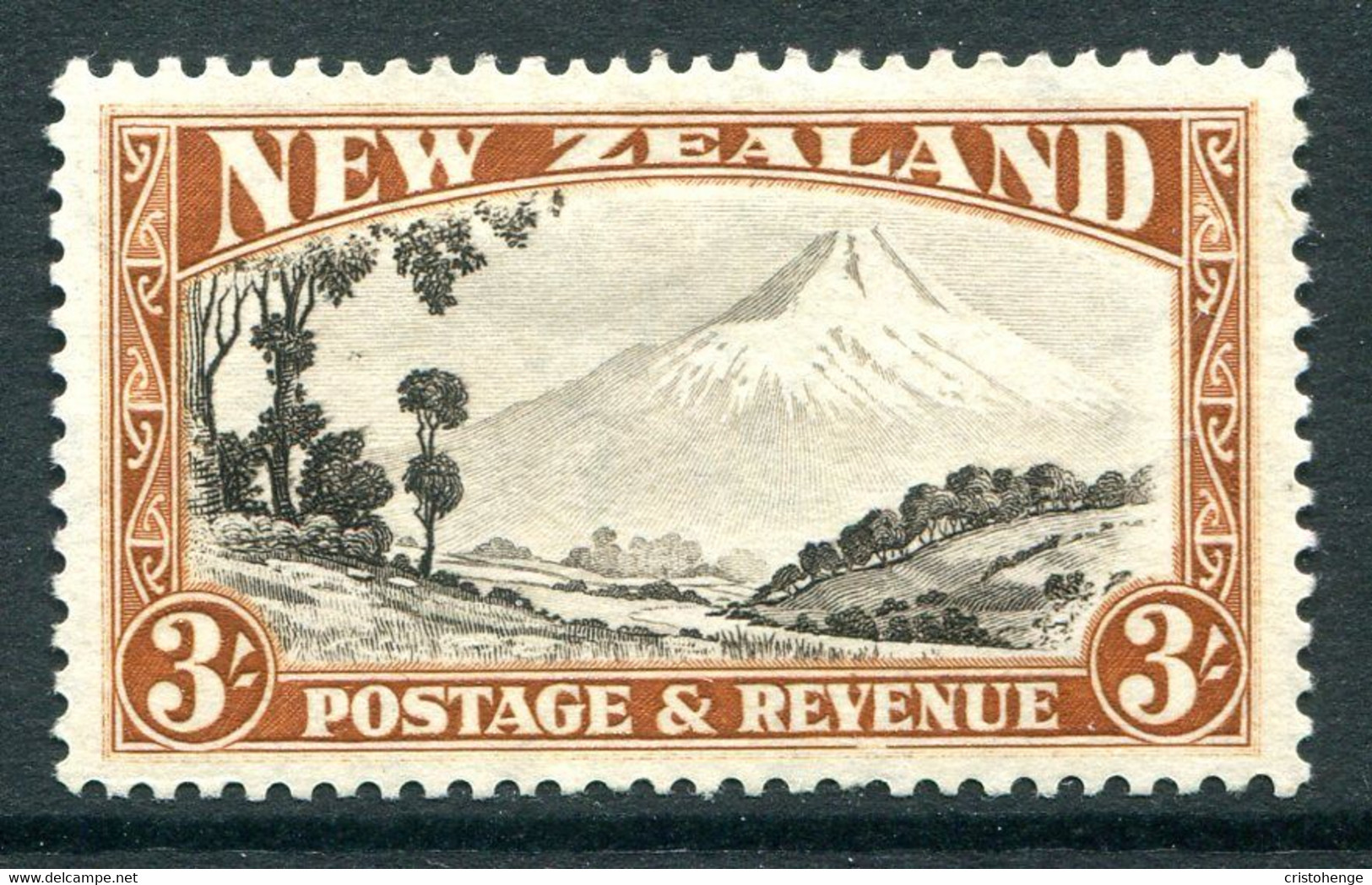 New Zealand 1936-42 Pictorials - Mult. Wmk. - 3/- Mt Egmont - P.13-14 X 13½ - HM (SG 590) - Ongebruikt