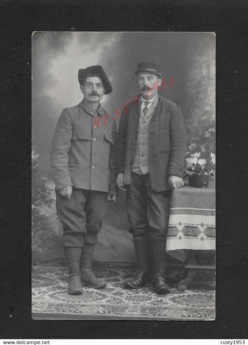 MILITARIA CARTE PHOTO MILITAIRE SOLDATS ECRITE DE LES ADRETS : - Characters