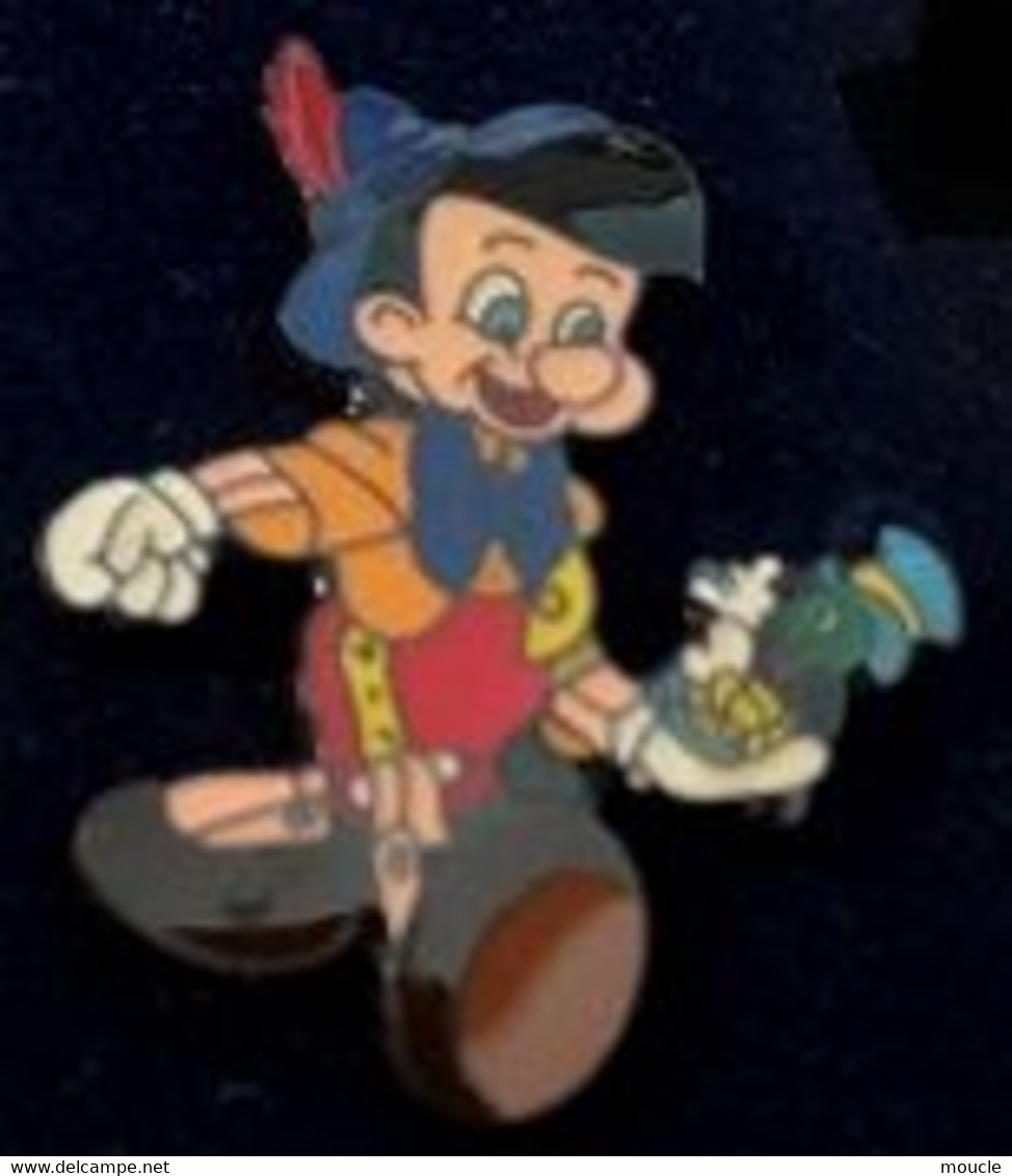 WALT DISNEY - PINOCCHIO - JIMINY CRICKET - CHAPEAU - NOEUD PAPILLON -    (28) - Disney