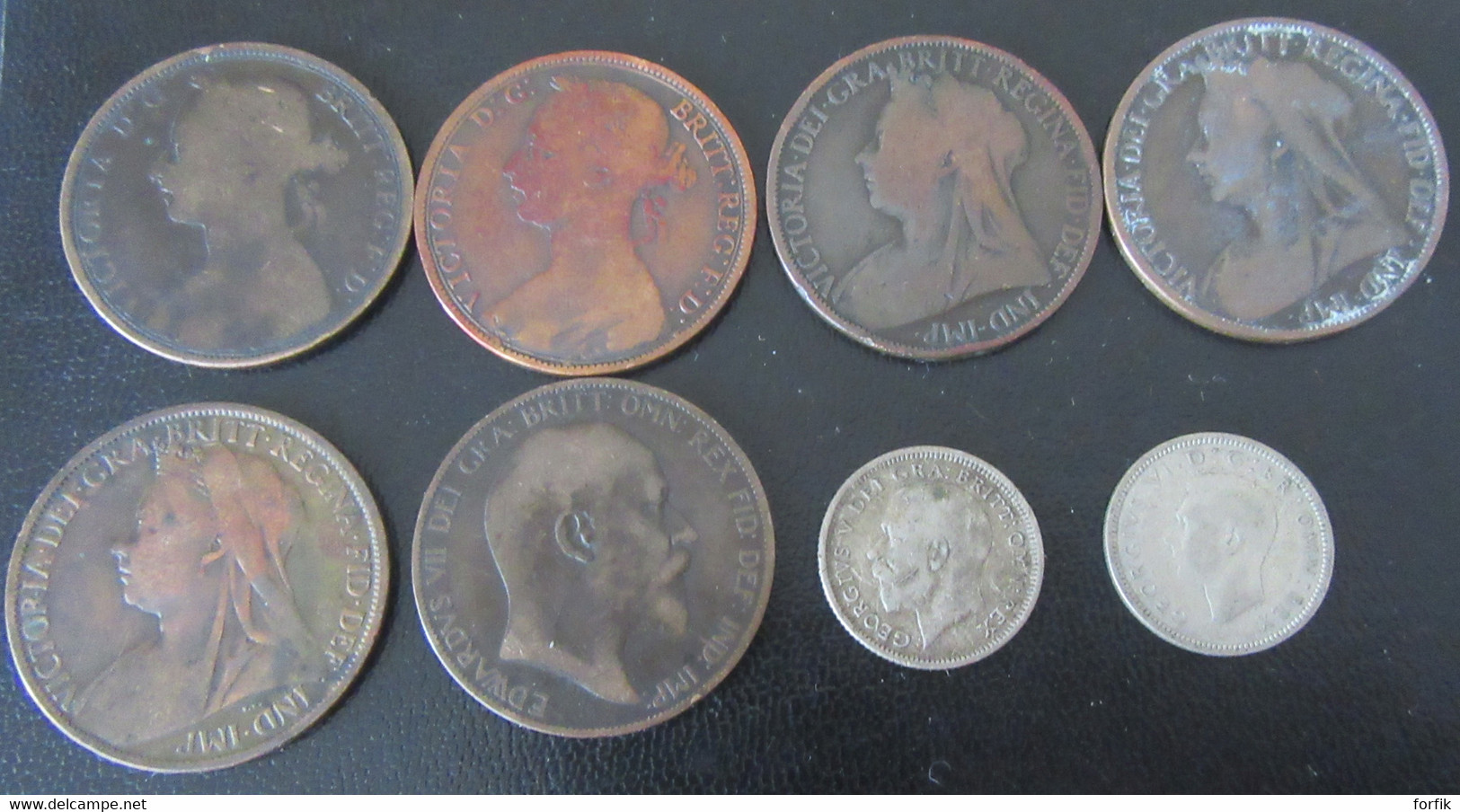 Grande-Bretagne / Great Britain - 8 Monnaies : One Penny 1892 à 1905 + 6 Pence En Argent 1925, 1938 - Collections