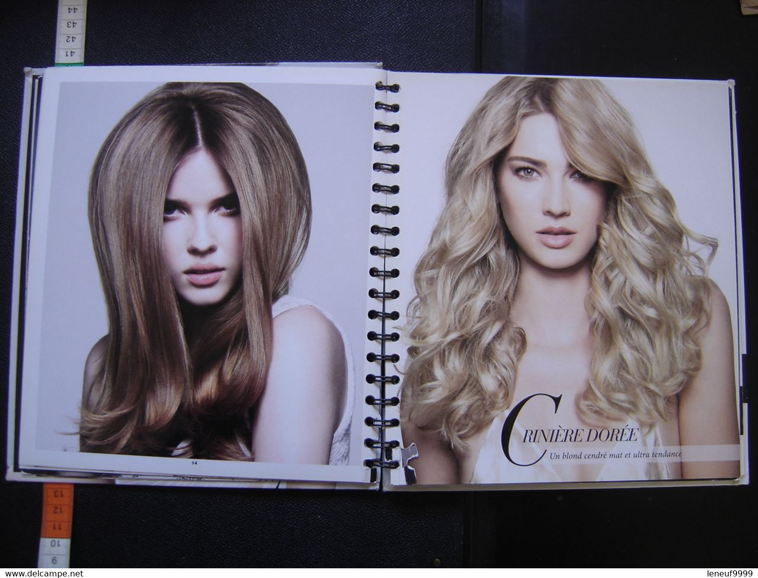 Catalogue Livre Book COIFFURE Hair L'OREAL Ma Couleur Et Moi Cheveux Coiffeurs - Cataloghi