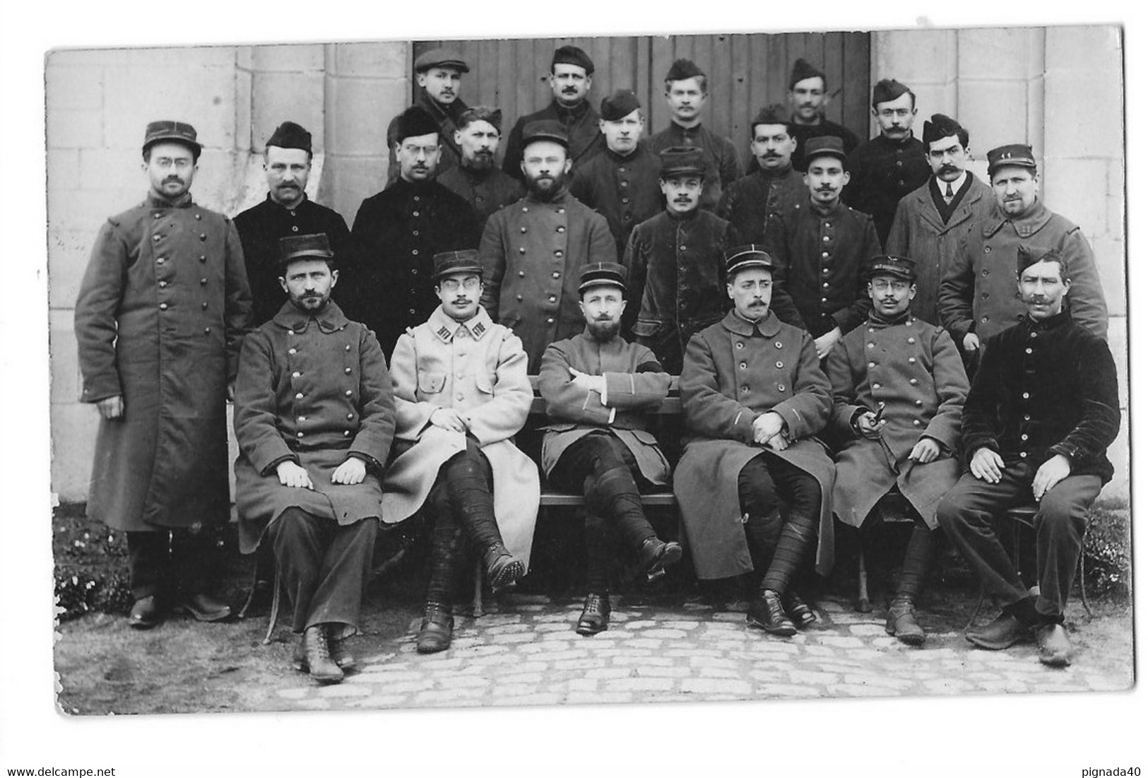 CPA ,militeria, Carte Photo, Militaire Du 11e, Poilus - Personnages