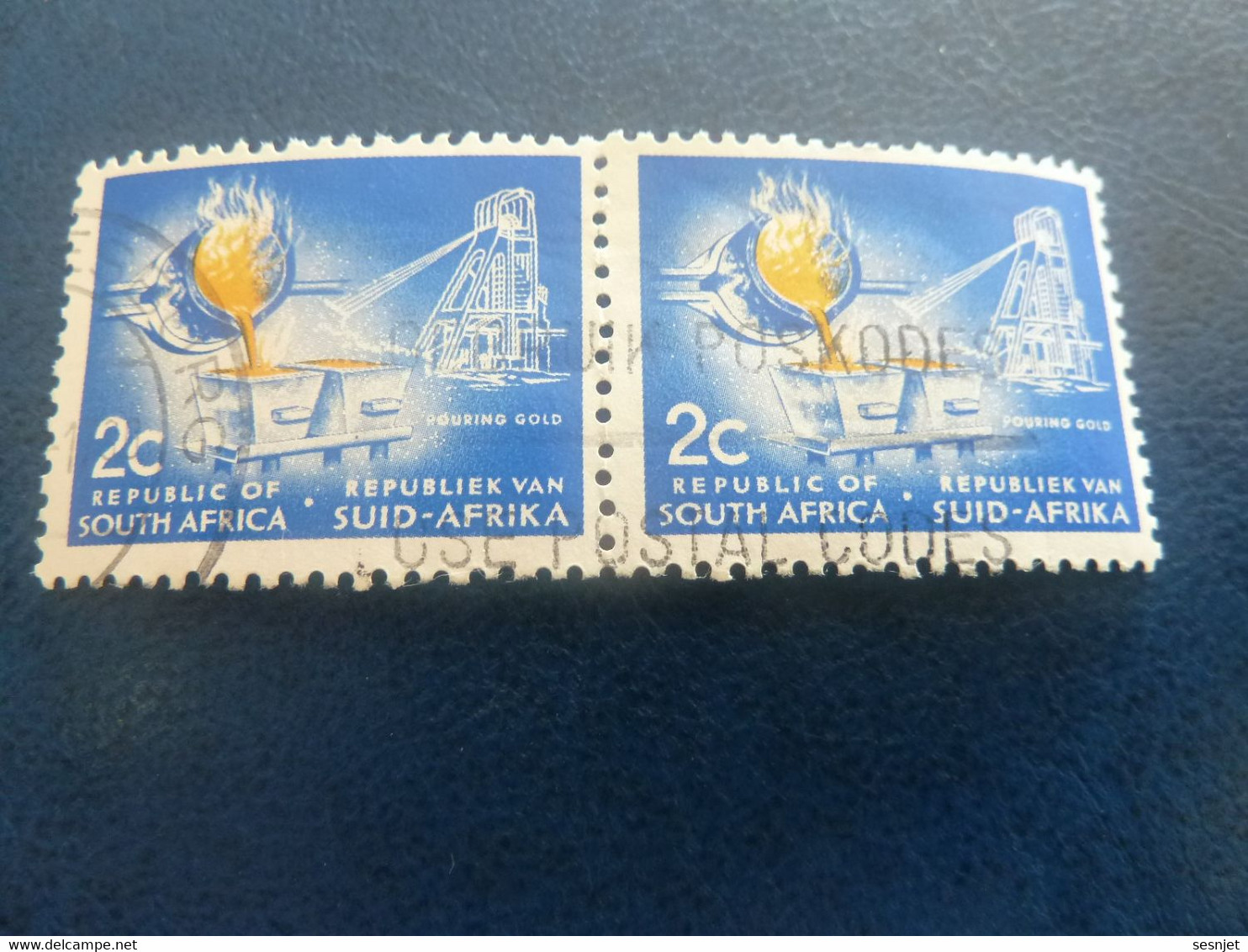 Républic Of South Africa - Pouring Gold - 2c. - Bleu Et Jaune - Double Oblitérés - Année 1972 - - Oblitérés