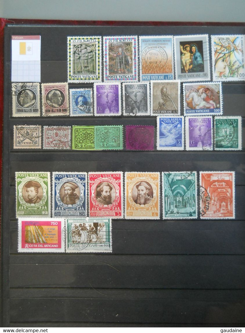 VATICAN VATICANE  - LOT DE 28 TIMBRES  DIFFERENTS - SET - Colecciones