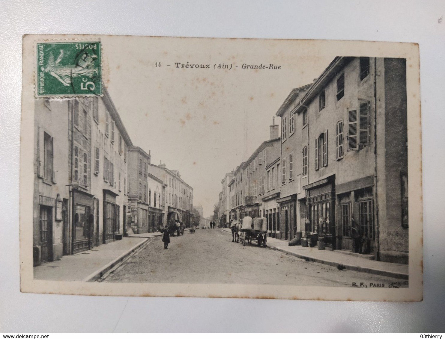 CPA 01 TREVOUX GRANDE RUE - Trévoux