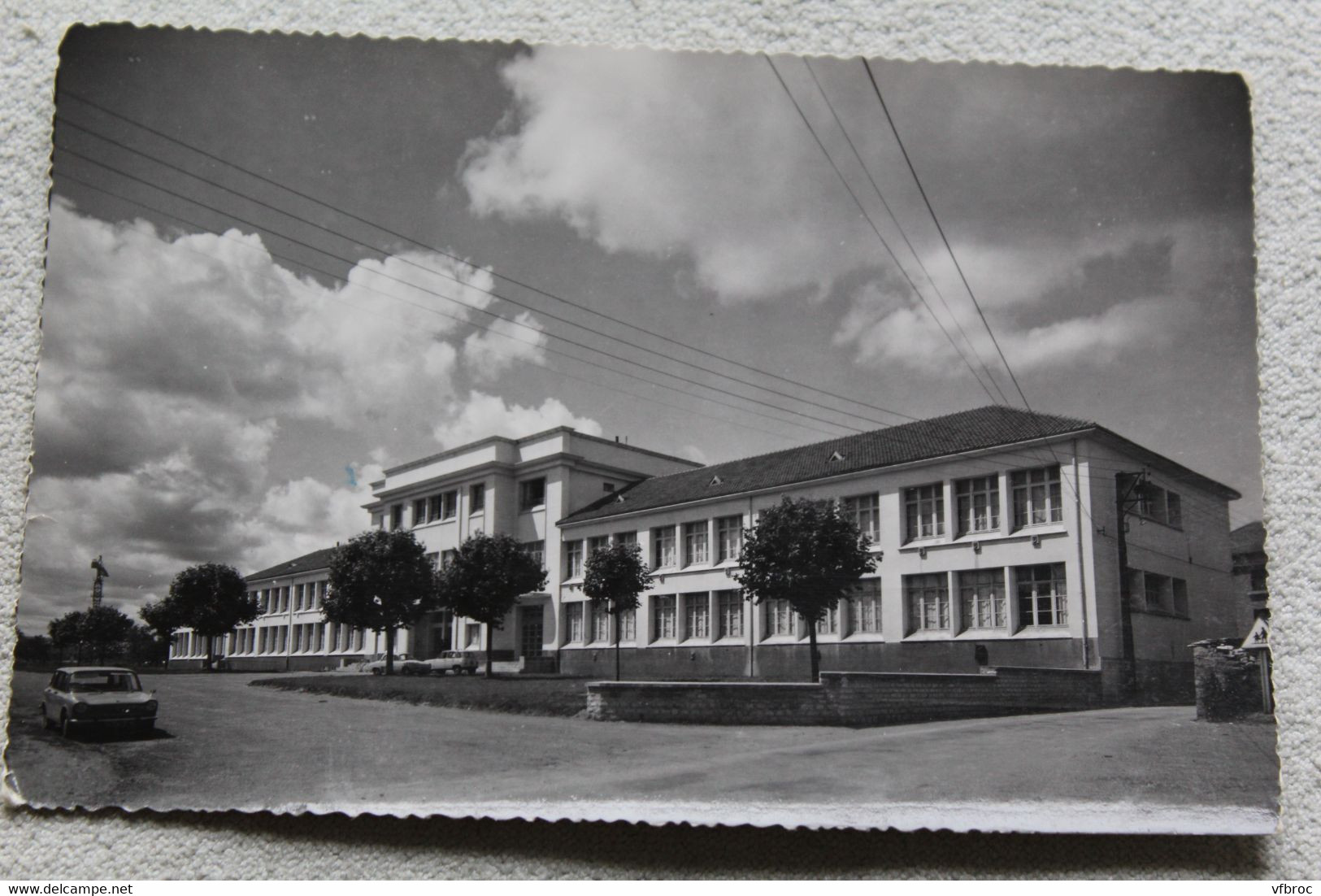 Cpm 1987, Chenove, Le Groupe Scolaire Paul Bert Et La Mairie, Cote D'Or 21 - Chenove