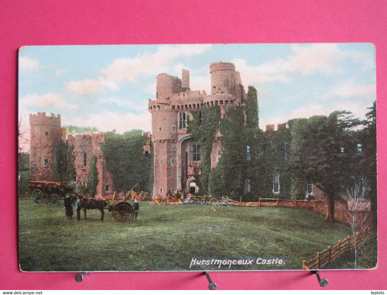 Visuel Pas Très Courant - Angleterre - Hurstmonceux Castle - R/verso - Eastbourne